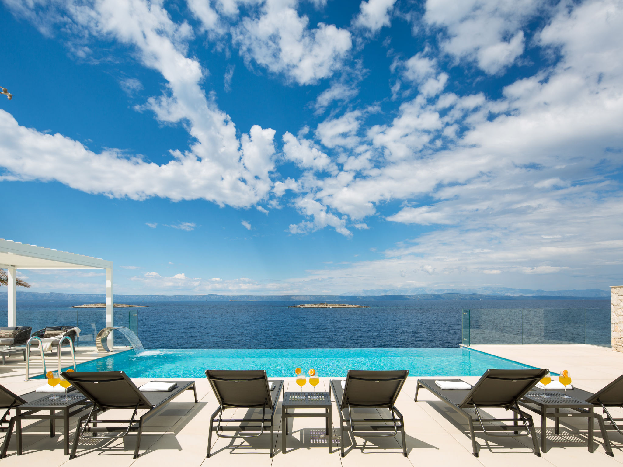 Kuća Škorpina Korčula: Spectacular 4-Bedroom Beachfront Villa with Heated Pool and Sea Views in Croatia