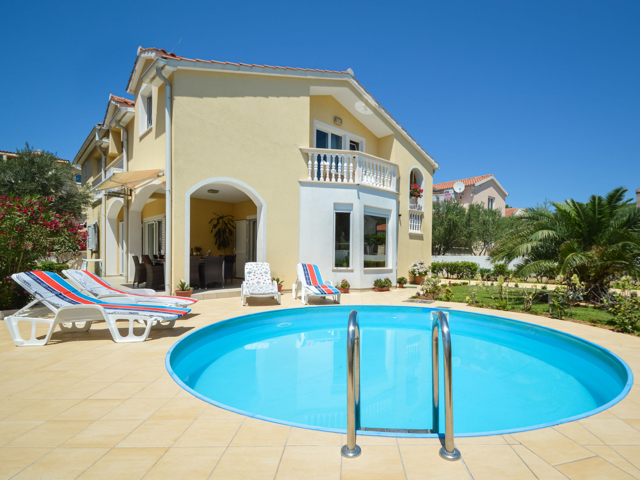 Kuca Sovlje Vodice: Modern 5-Bedroom Villa with Private Pool and Garden in Tribunj near Vodice Croatia