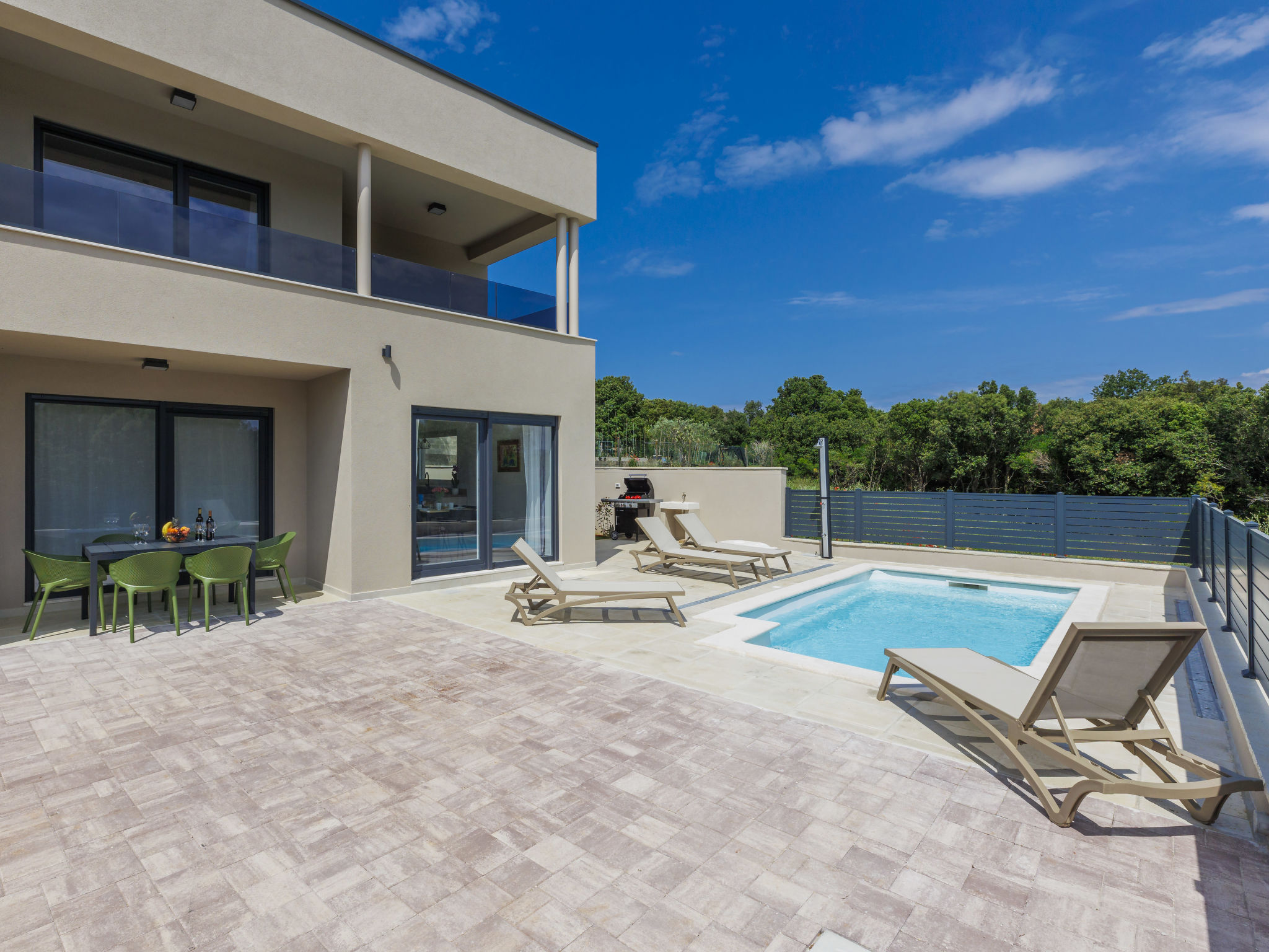 Kuća Štinjan Pula: Contemporary 3-Bedroom Villa with Private Pool Near Historic Pula Center in Istria