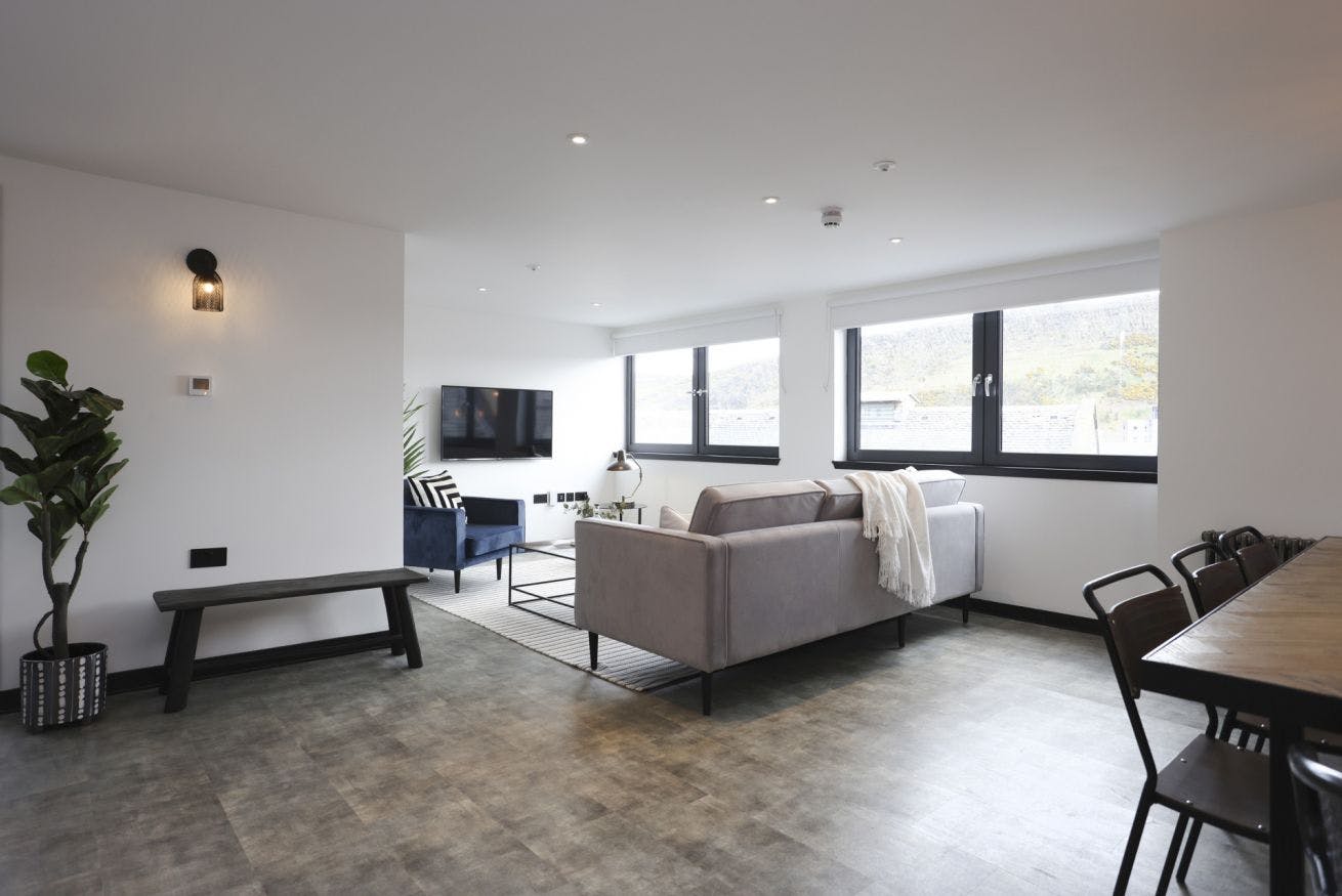 Manor Arthur’s Edinburgh: Luxury 3-Bedroom Apartment for Families, Edinburgh Hillside