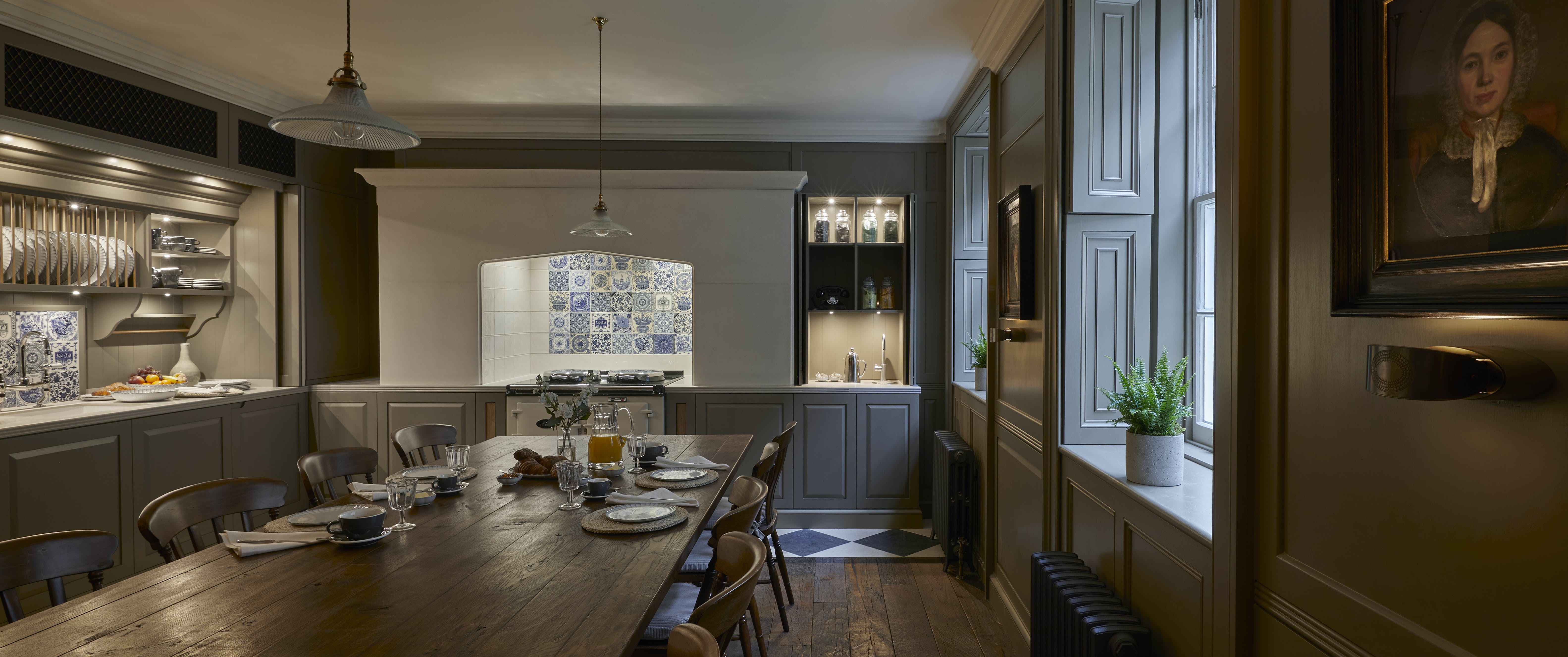 Manor Austen Marylebone: Lavish 7-Bedroom Apartment with Gym and Family-Friendly Features, Marylebone