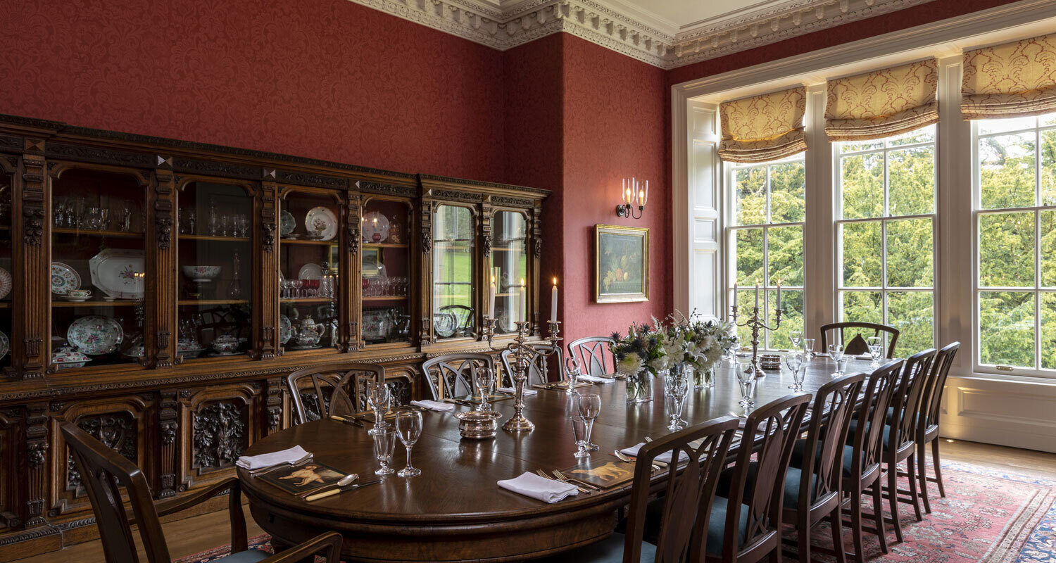 Manor Ben Lomond Stirling: Spacious 7-Bedroom Luxury Apartment with Hot Tub, Stirling