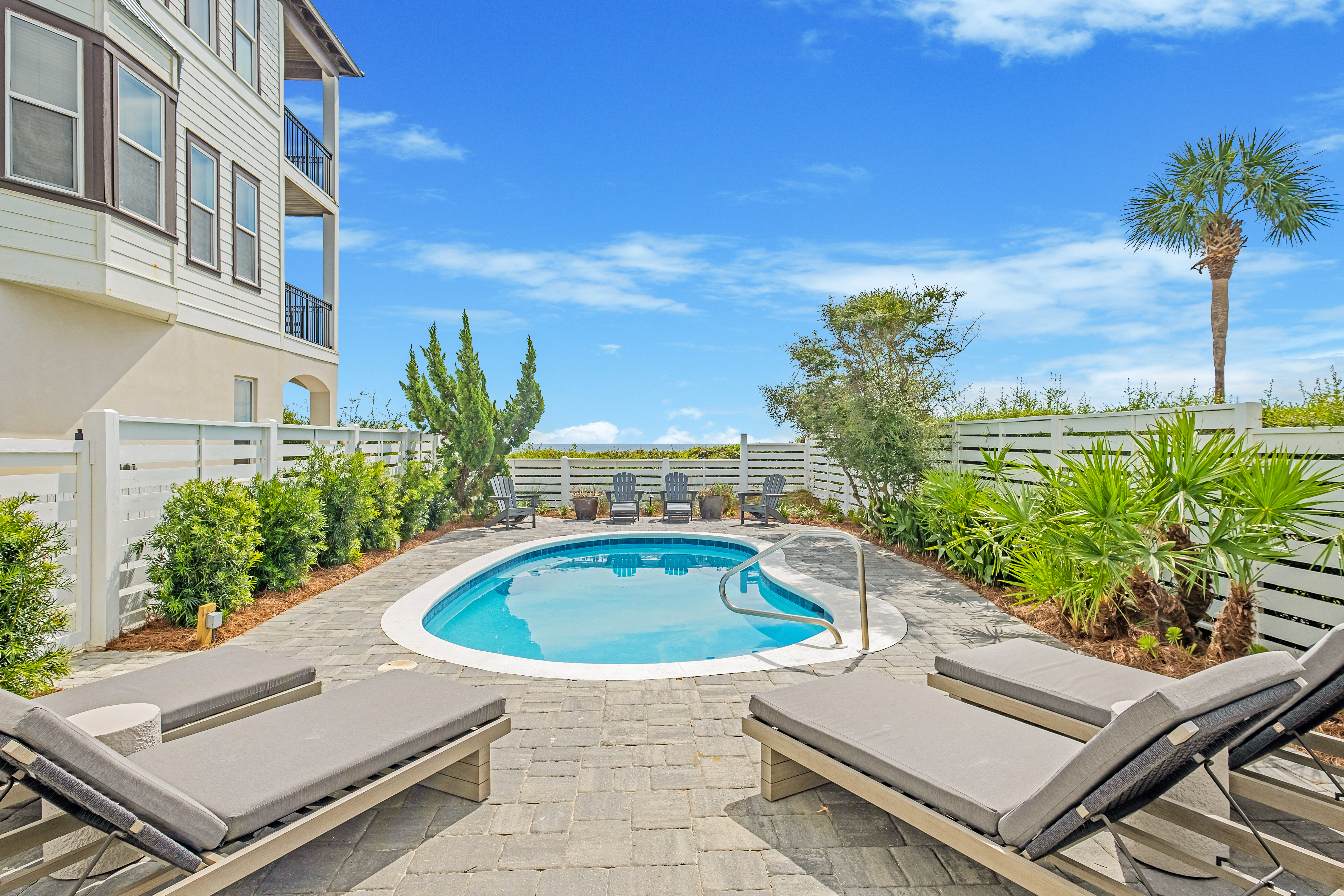 Manor Choctawhatchee Walton: Luxurious 4-Bedroom Villa with Private Pool and Beach Access, Walton County