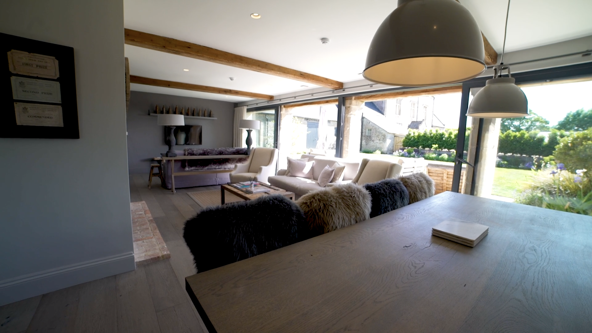 Manor Corinium Cirencester: Charming 3-Bedroom Cottage with Countryside Views, Cirencester