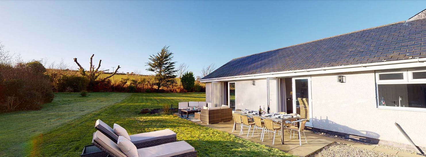 Manor Cynefin Abersoch: Luxury 4-Bedroom Apartment with Seaviews, The Llŷn Peninsula
