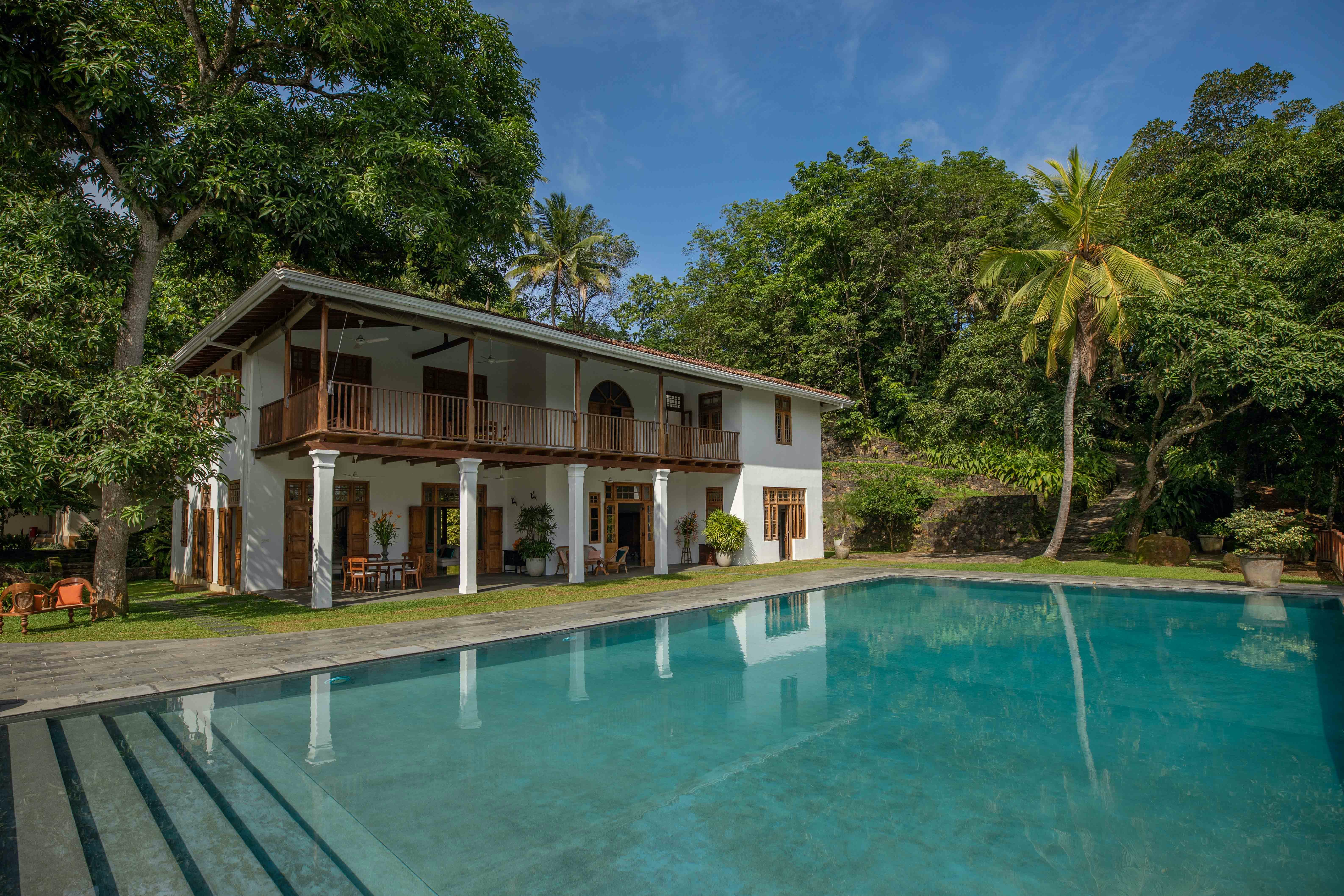 Manor Kadugannawa Kandy: Opulent 7-Bedroom Apartment with Infinity Pool, Sri Lanka