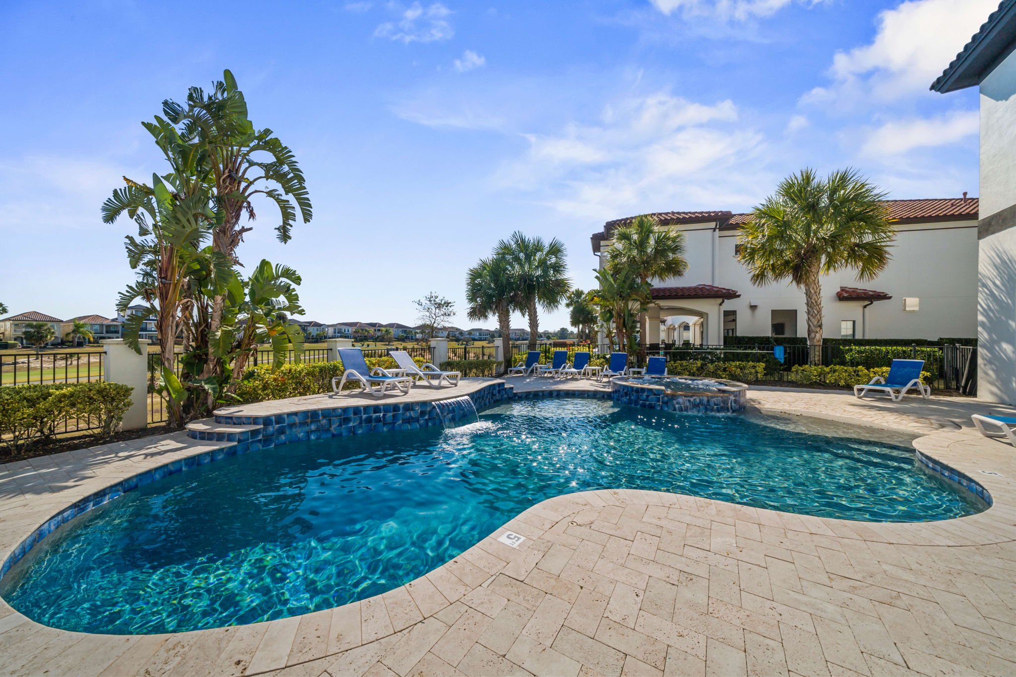 Manor Kissimmee Osceola Florida: Luxury 11-Bedroom Villa with Pool and Tennis Court, Osceola County