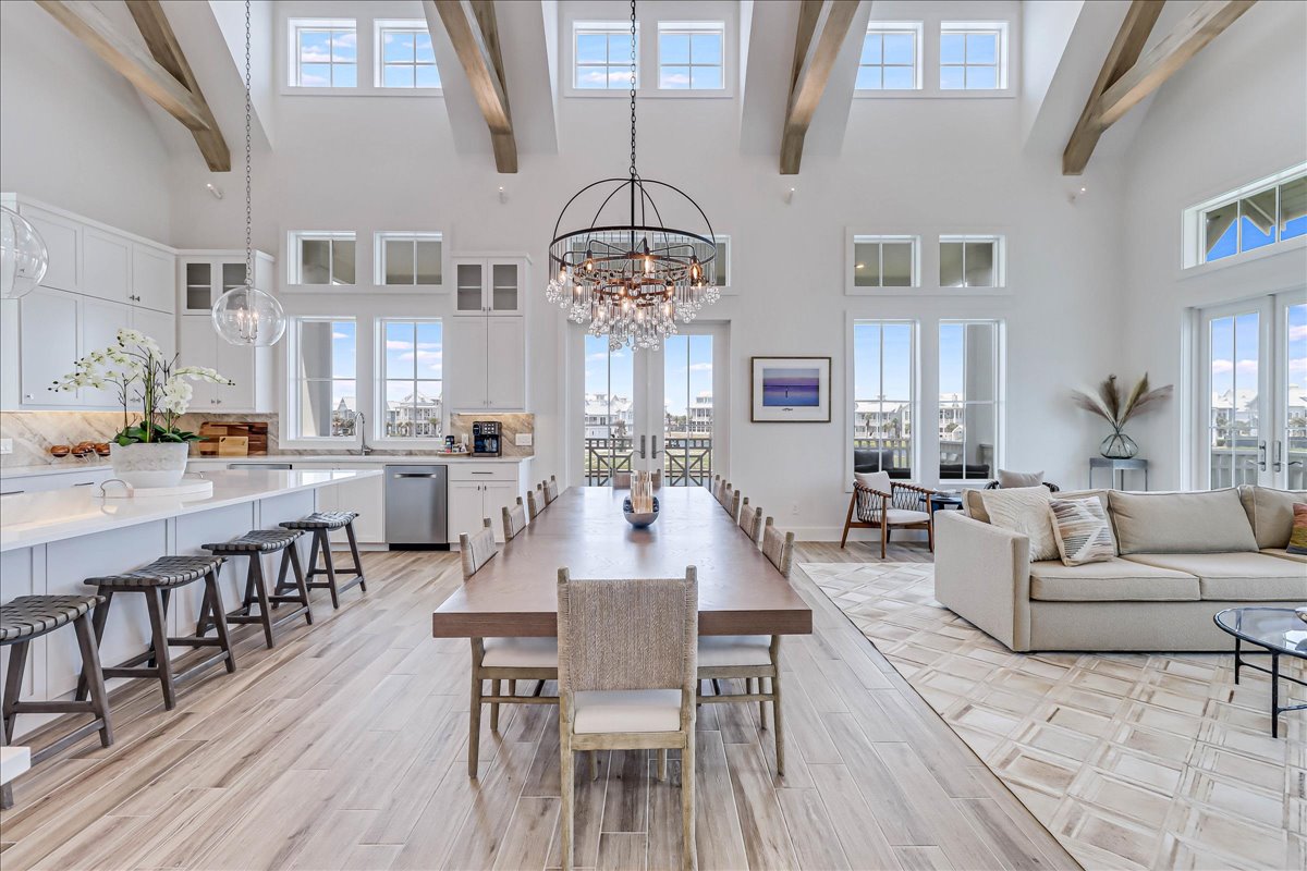 Manor Laguna Nueces: Expansive 7-Bedroom Villa with Beachfront Views, Nueces County