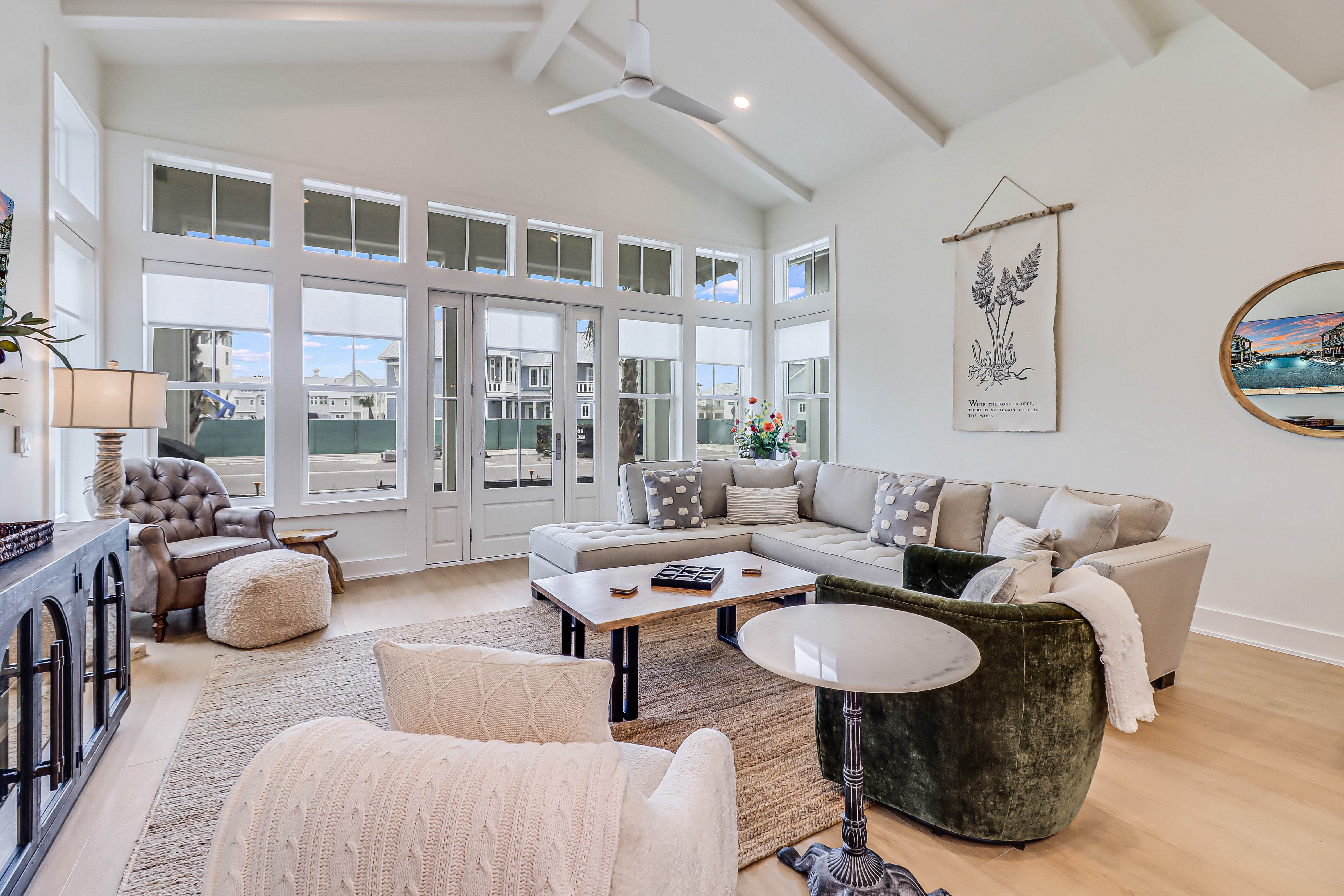 Manor Live Oak Mustang: Spacious 4-Bedroom Villa with Seaview and Lake Access, Nueces County