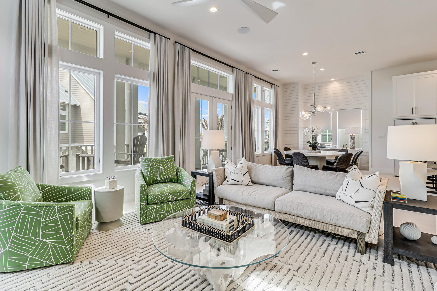 Manor Mesquite Nueces Texas 3: Luxury 5-Bedroom Villa with Seaviews and Pool, Nueces County