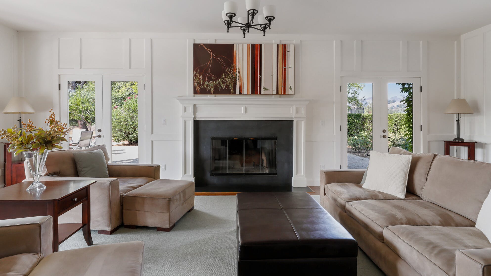 Manor Palisades Calistoga: Spacious 8-Bedroom Safari Lodge with Pool and Tennis, Napa County