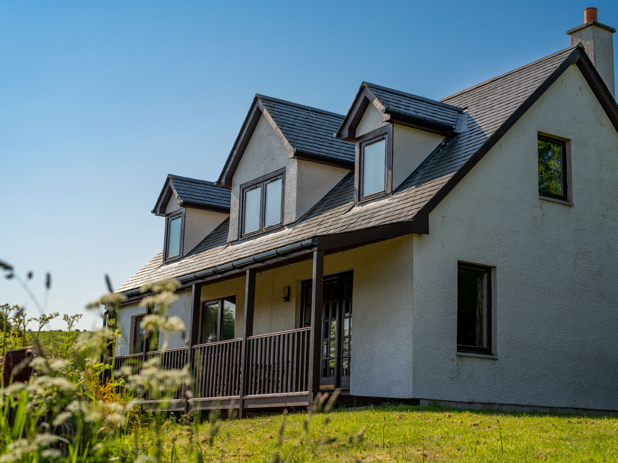Manor Strathglass Drumnadrochit: Stunning Three-Bedroom Highland Manor with Country Views and Modern Amenities Near Loch Ness