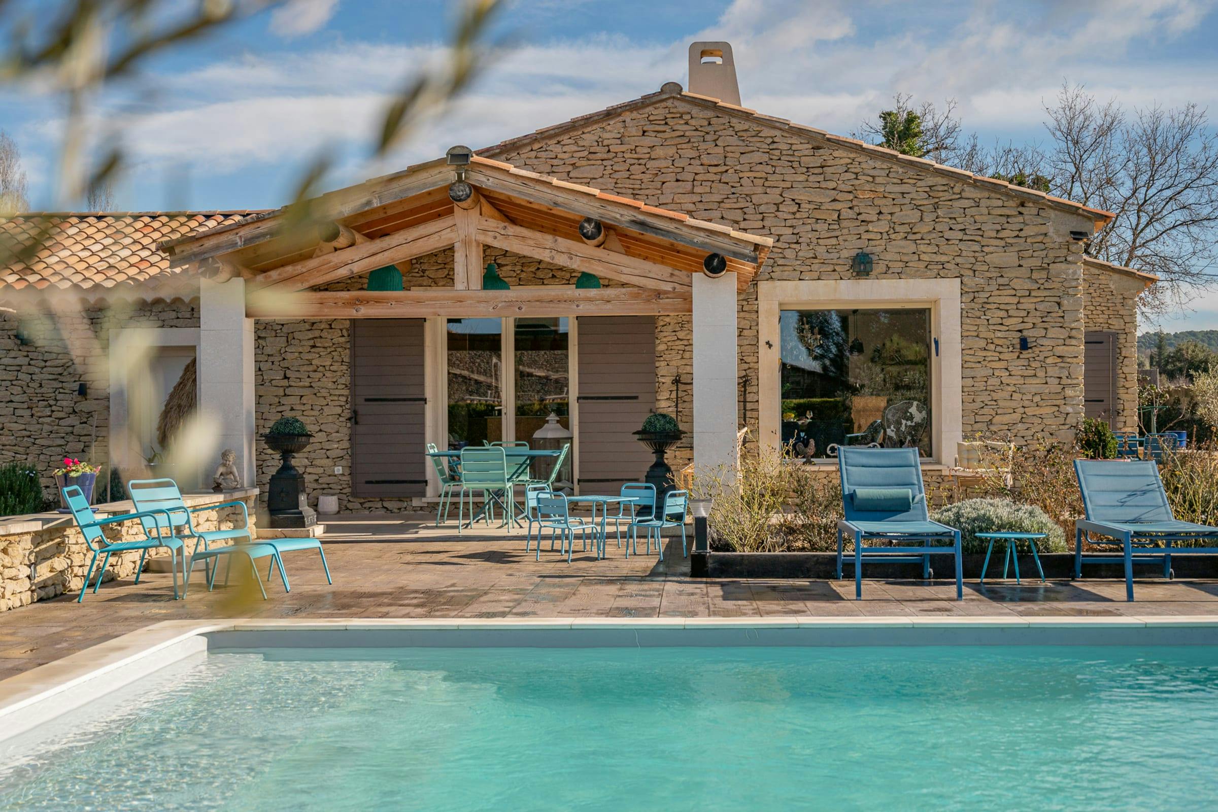 Mas Cigaline Vaucluse: Elegant 3-Bedroom Apartment with Pool, Vaucluse