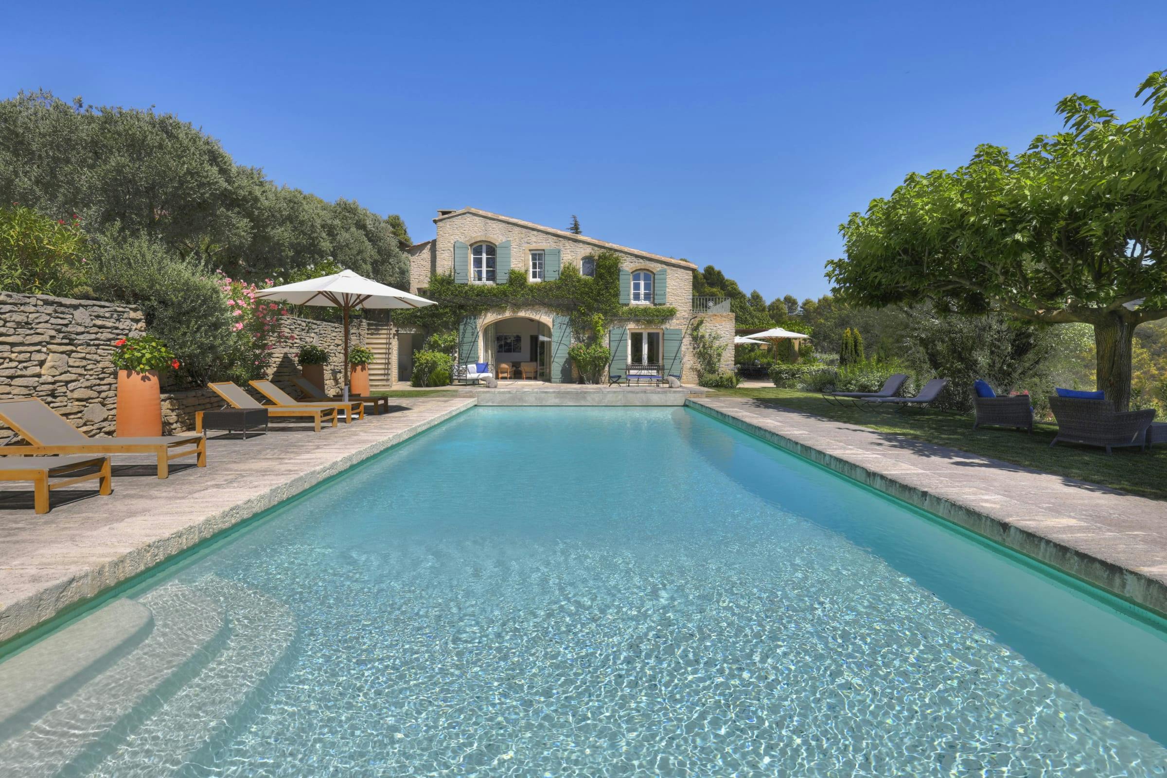 Mas Mistral Vaucluse Vaucluse 4: Luxury 5-Bedroom Villa with Heated Pool, Vaucluse