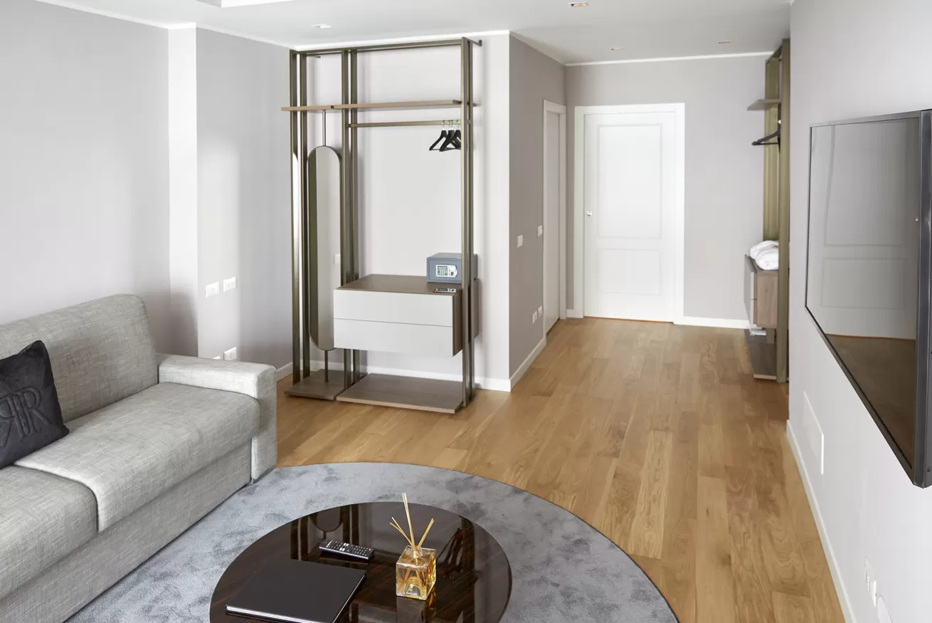 Palazzo Ambrosiano Carrobbio: Chic 1-Bedroom Apartment in the Heart of Milan, Carrobbio