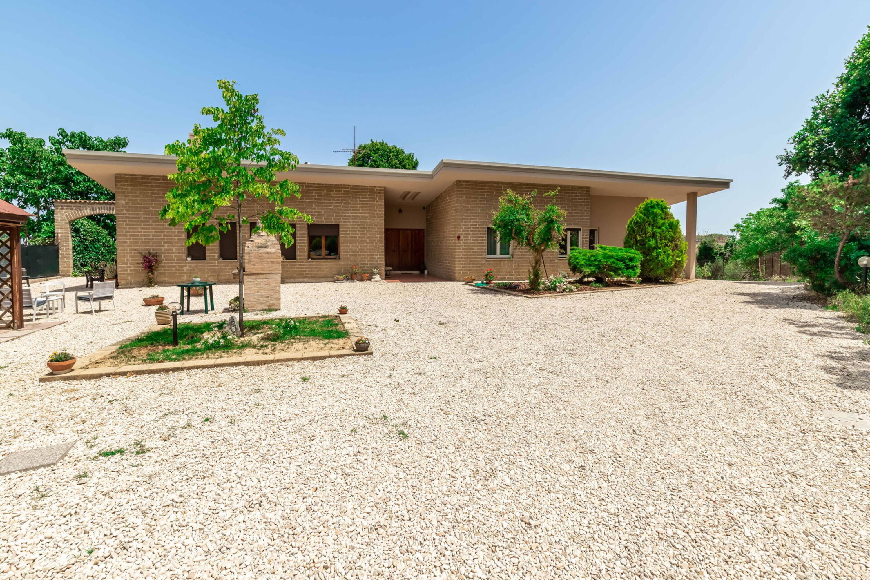 Palazzo Conero Marche: Spacious 5-Bedroom Apartment with Seaview and Pool, Marche