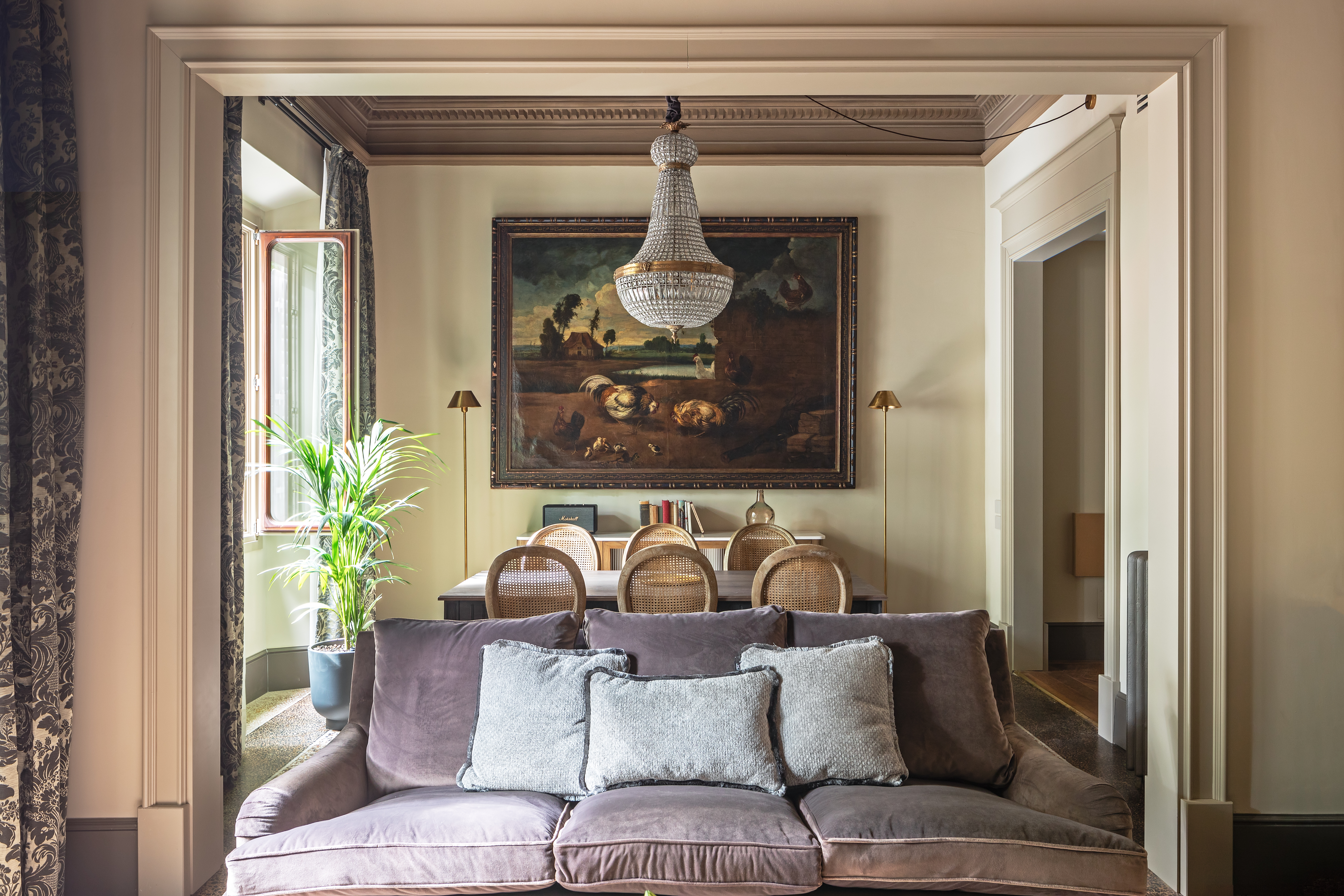 Palazzo Fresco Accademia: Elegant 2-Bedroom Apartment with Rooftop Terrace, Florence