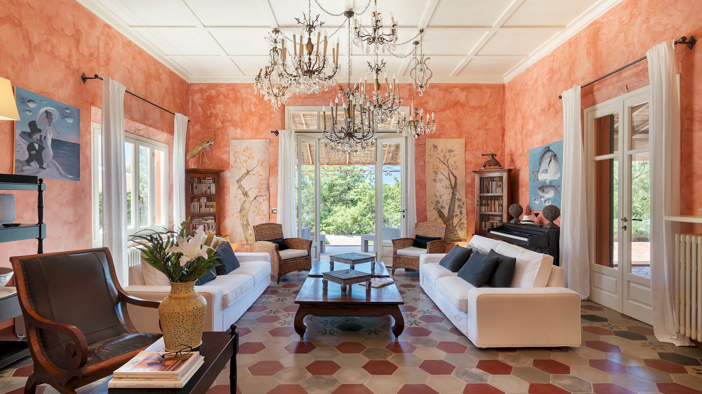 Palazzo Gorgona Livorno: Elegant 7-Bedroom Beachfront Apartment with Seaview, Livorno