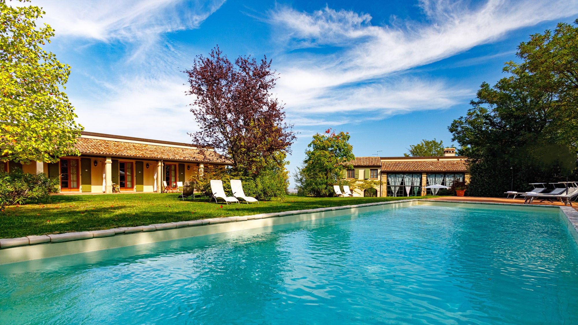 Palazzo Monteleone Forlì: 9-Bedroom Luxury Apartment with Swimming Pool, Forlì-Cesena