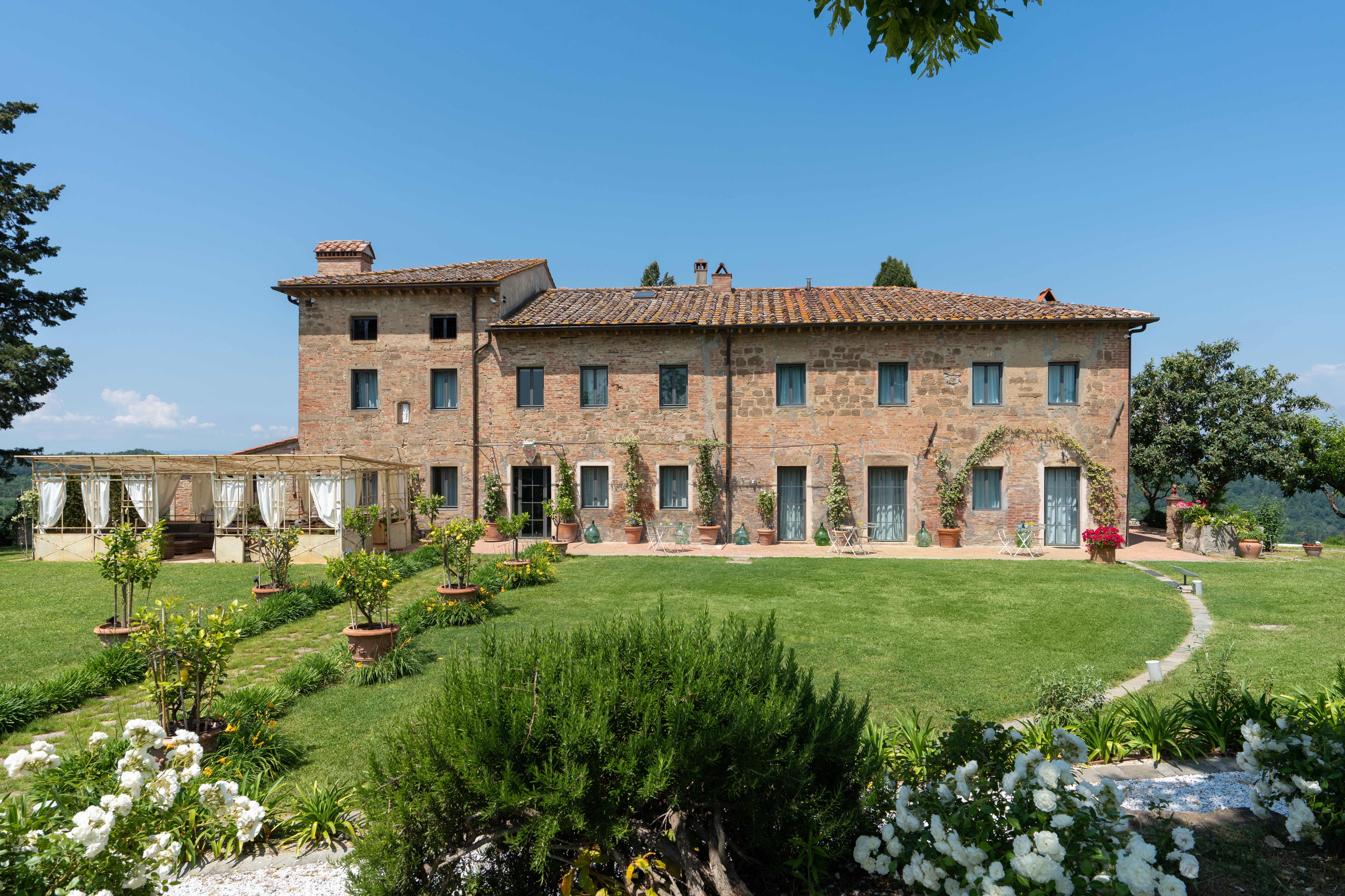 Palazzo Orciatico San Miniato: 8-Bedroom Apartment with Pool, San Miniato