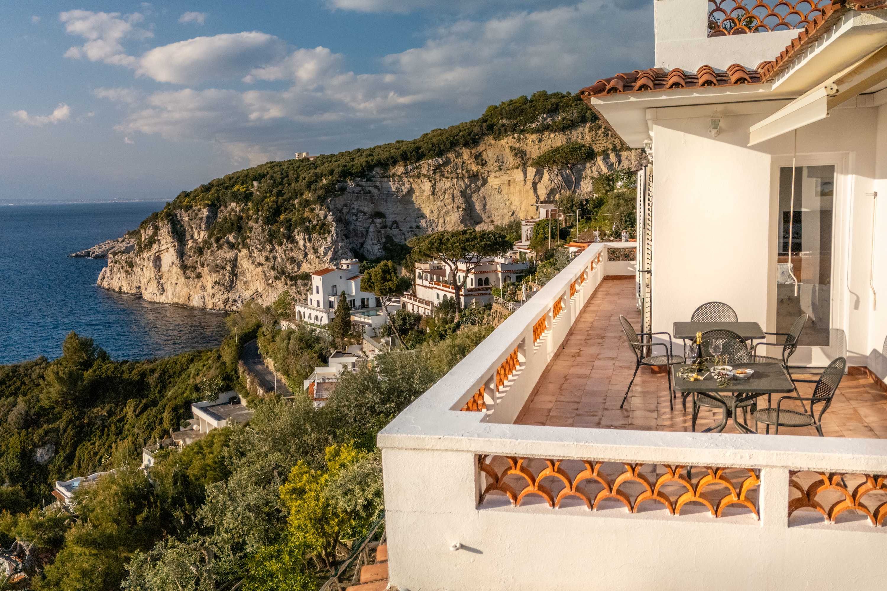 Palazzo Punta Campanella: Luxury 6-Bedroom Apartment with Seaview and Pool, Sorrento