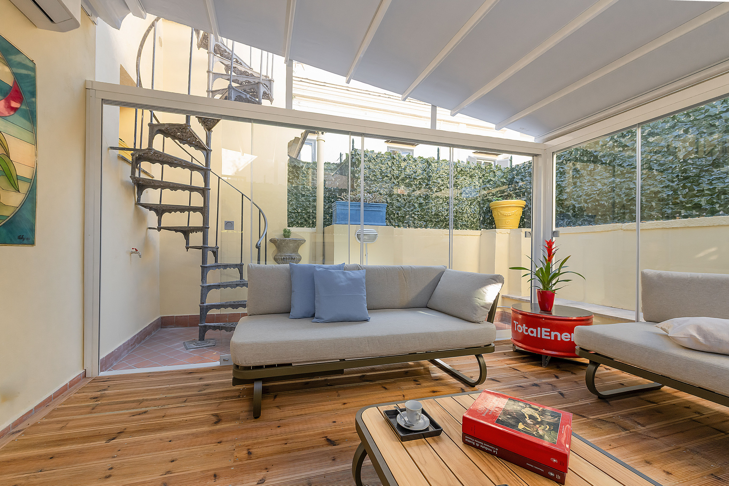 Palazzo Sant’Angelo Rome: Elegant 2-Bedroom Apartment with Terraces, Rome Pantheon