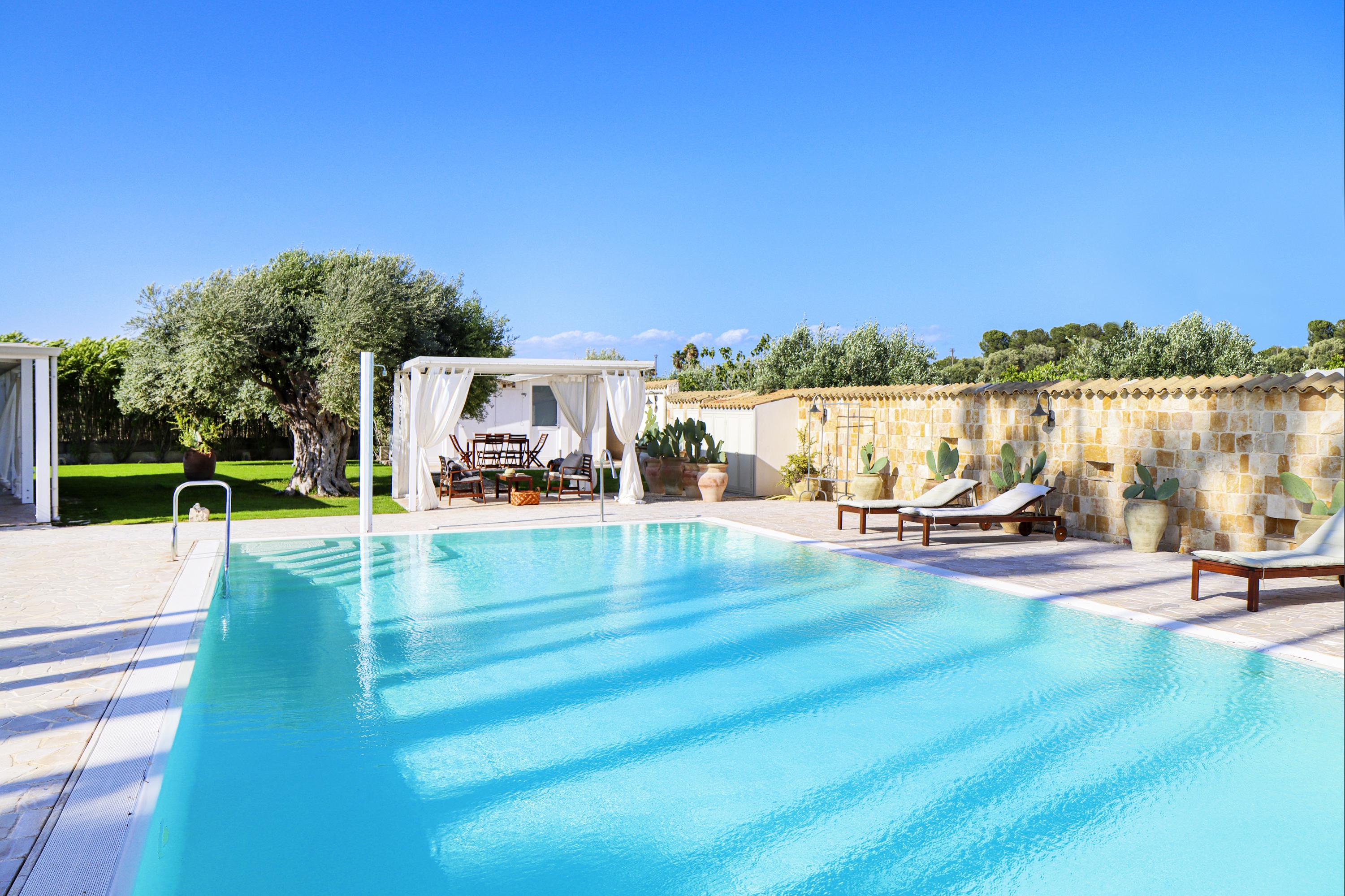 Palazzo Scirocco Sicily: Luxury 4-Bedroom Apartment with Pool and Sea View, Sicily