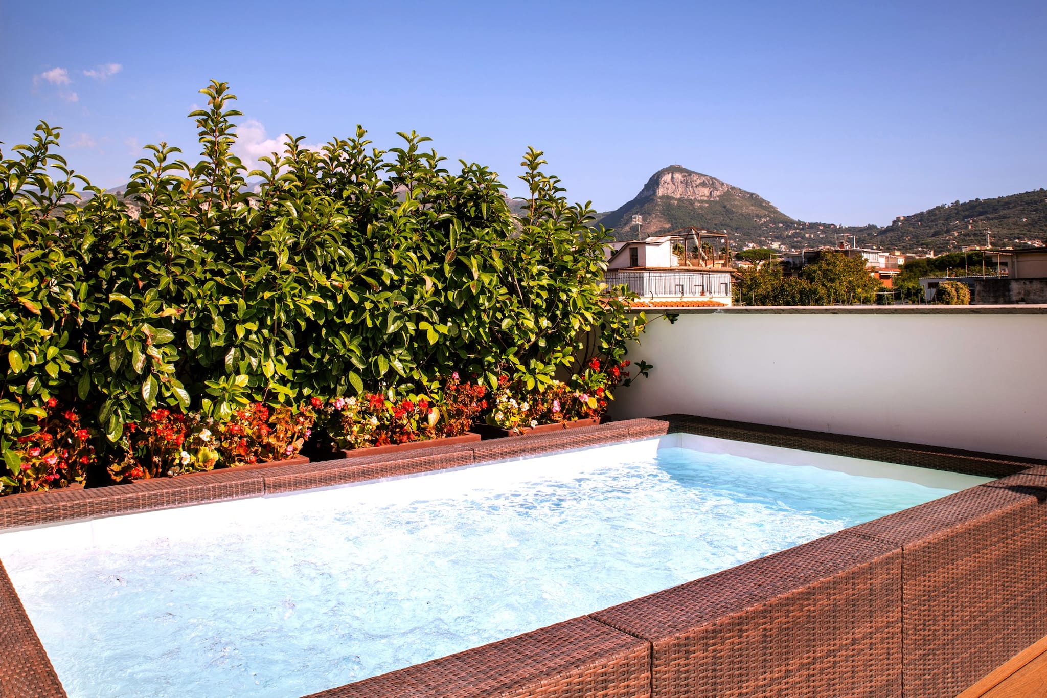Palazzo Sirene Sorrento Sorrento 3: Luxury 3-Bedroom Penthouse with Rooftop Pool, Sorrento