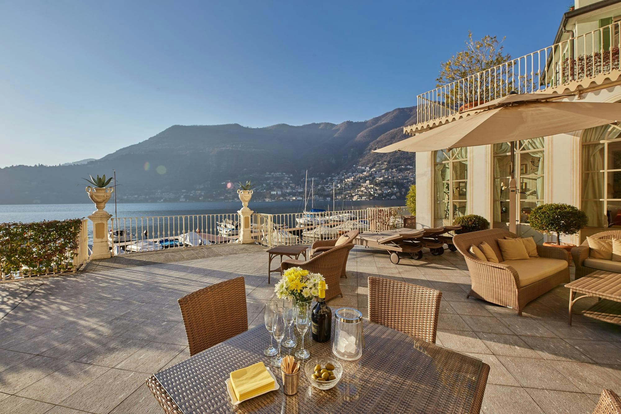Palazzo Torno Como: Spacious 8-Bedroom Apartment with Private Pool, Lake Como
