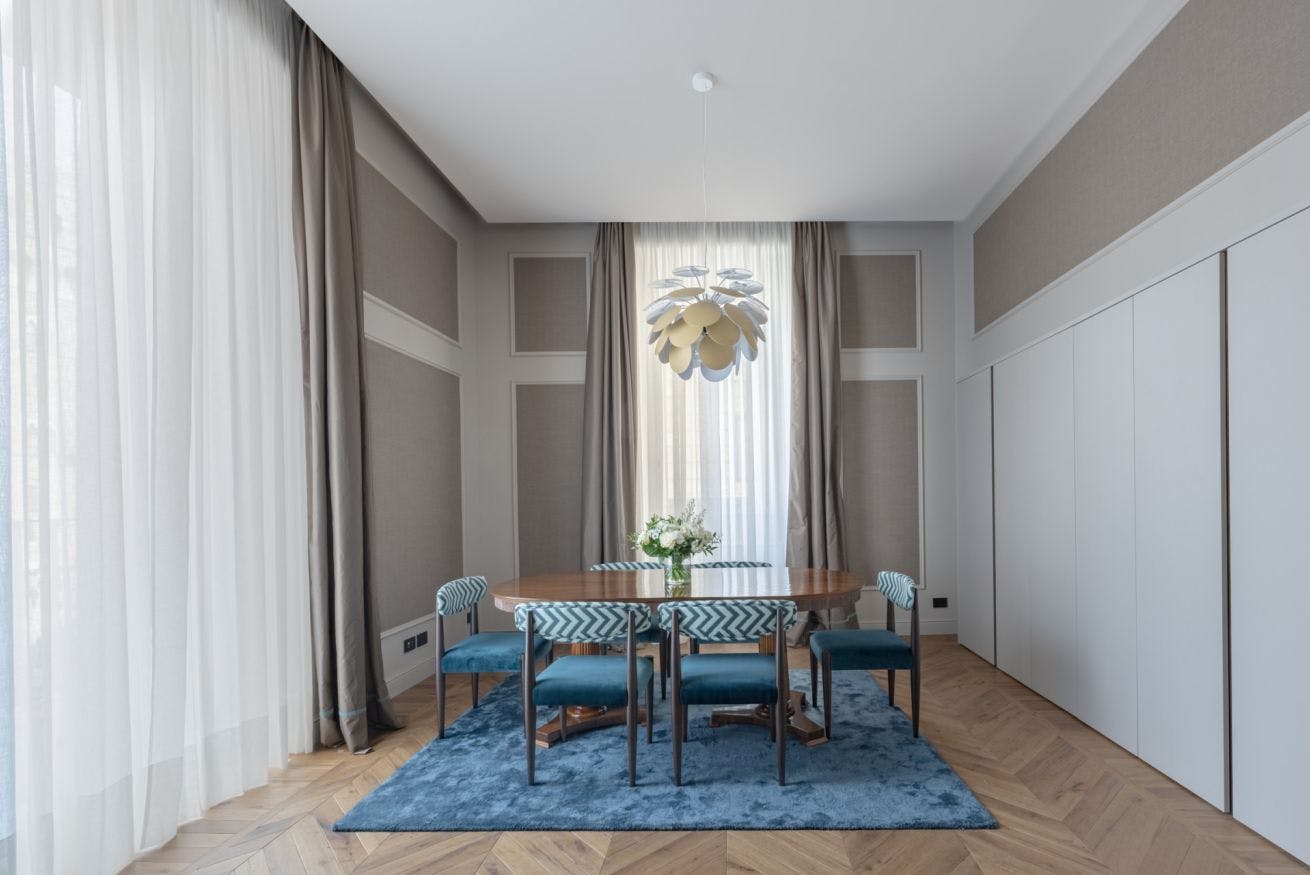 Palazzo Vasari Florence: Chic 2-Bedroom Apartment with Air-Con, Ponte Vecchio