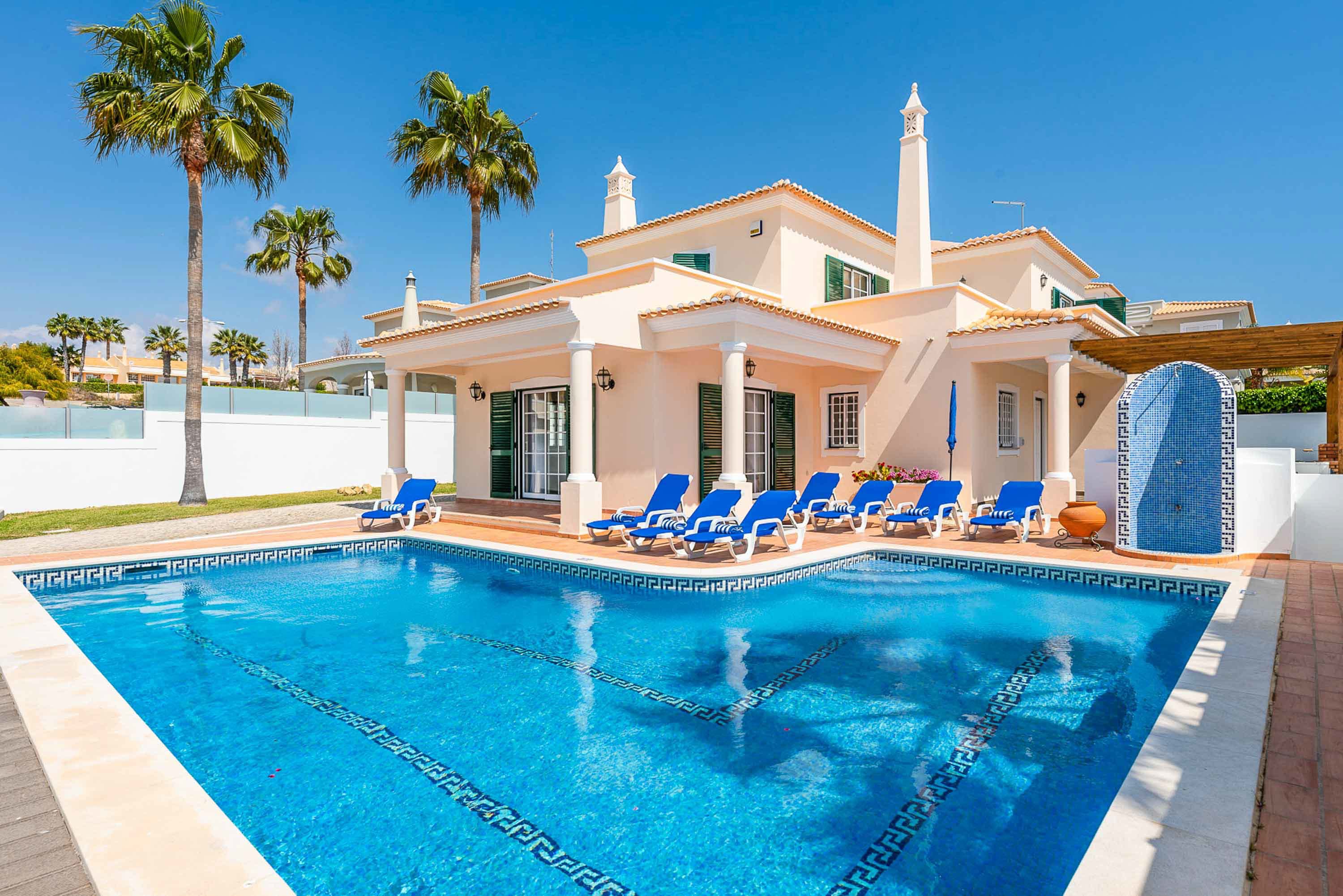Quinta Amendoeira Guia Guia 2: 4-Bedroom Seaview Apartment with Pool, Guia