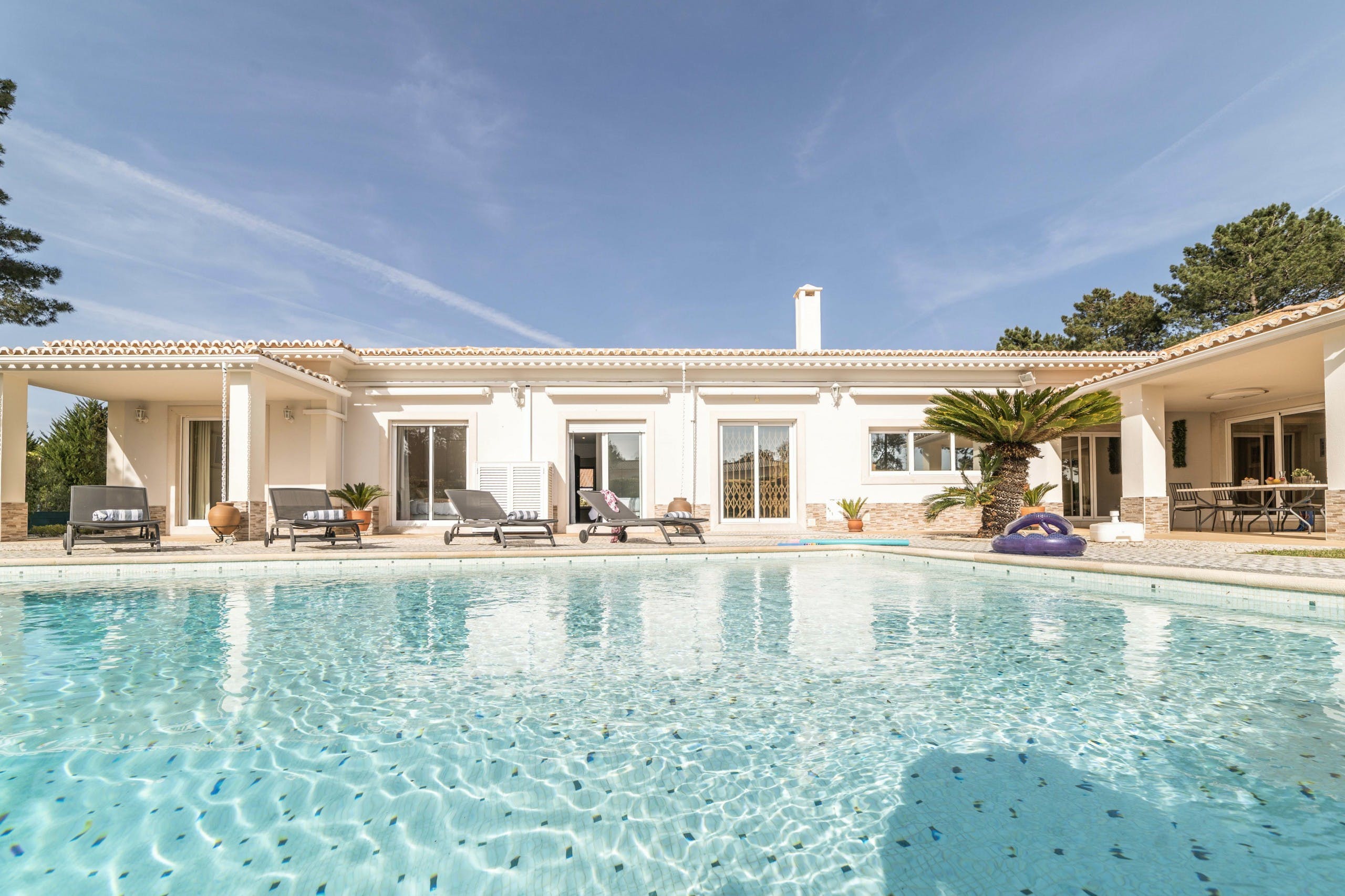 Quinta Arrábida Sesimbra Sesimbra: Luxury 4-Bedroom Villa with Private Pool, Sesimbra