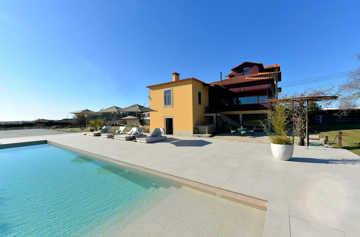 Quinta Avelaneira Esposende: Luxury 6-Bedroom Apartment with Seaview and Pool, Cávado