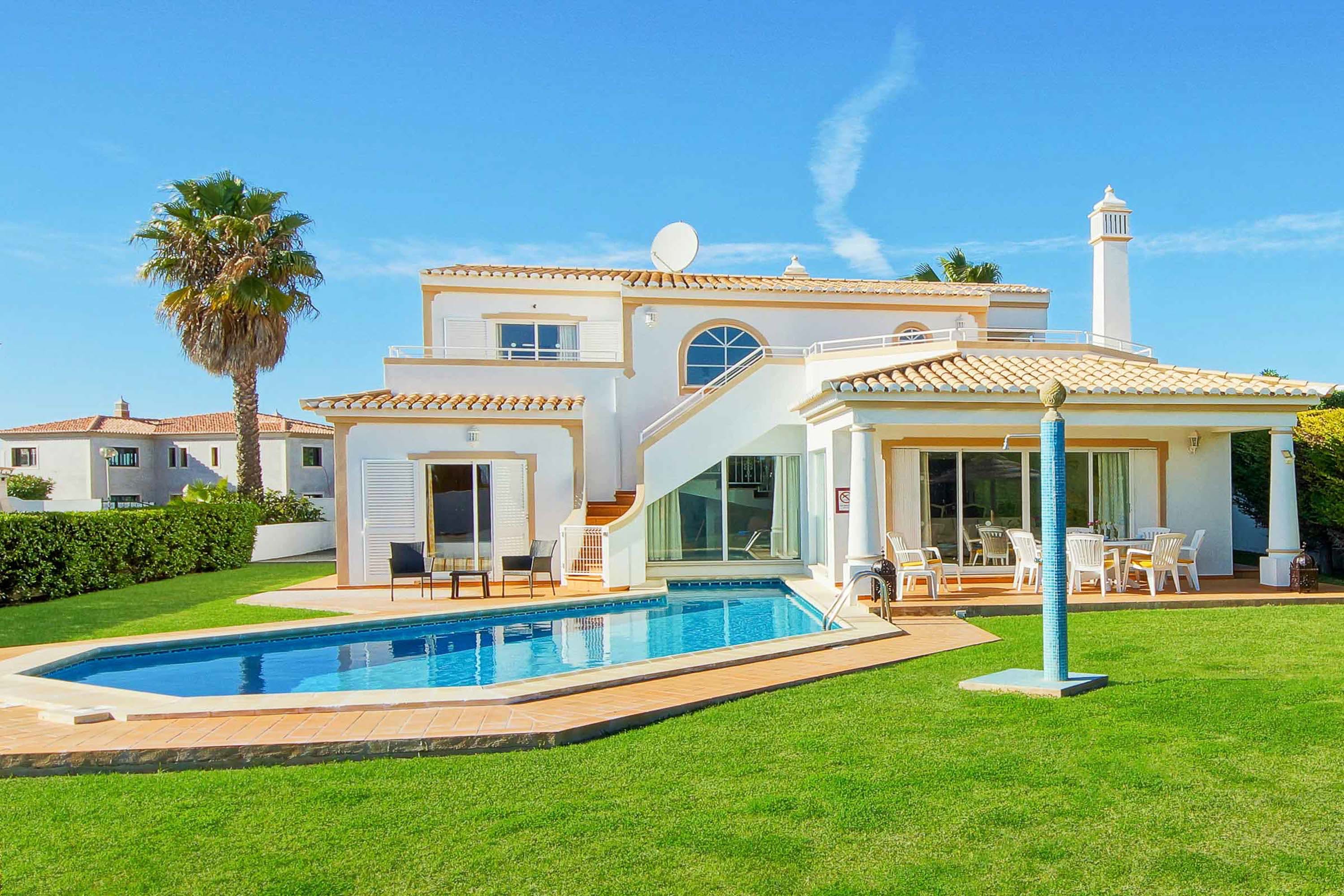 Quinta Corgo Albufeira: Luxury 4-Bedroom Apartment with Seaview, Albufeira