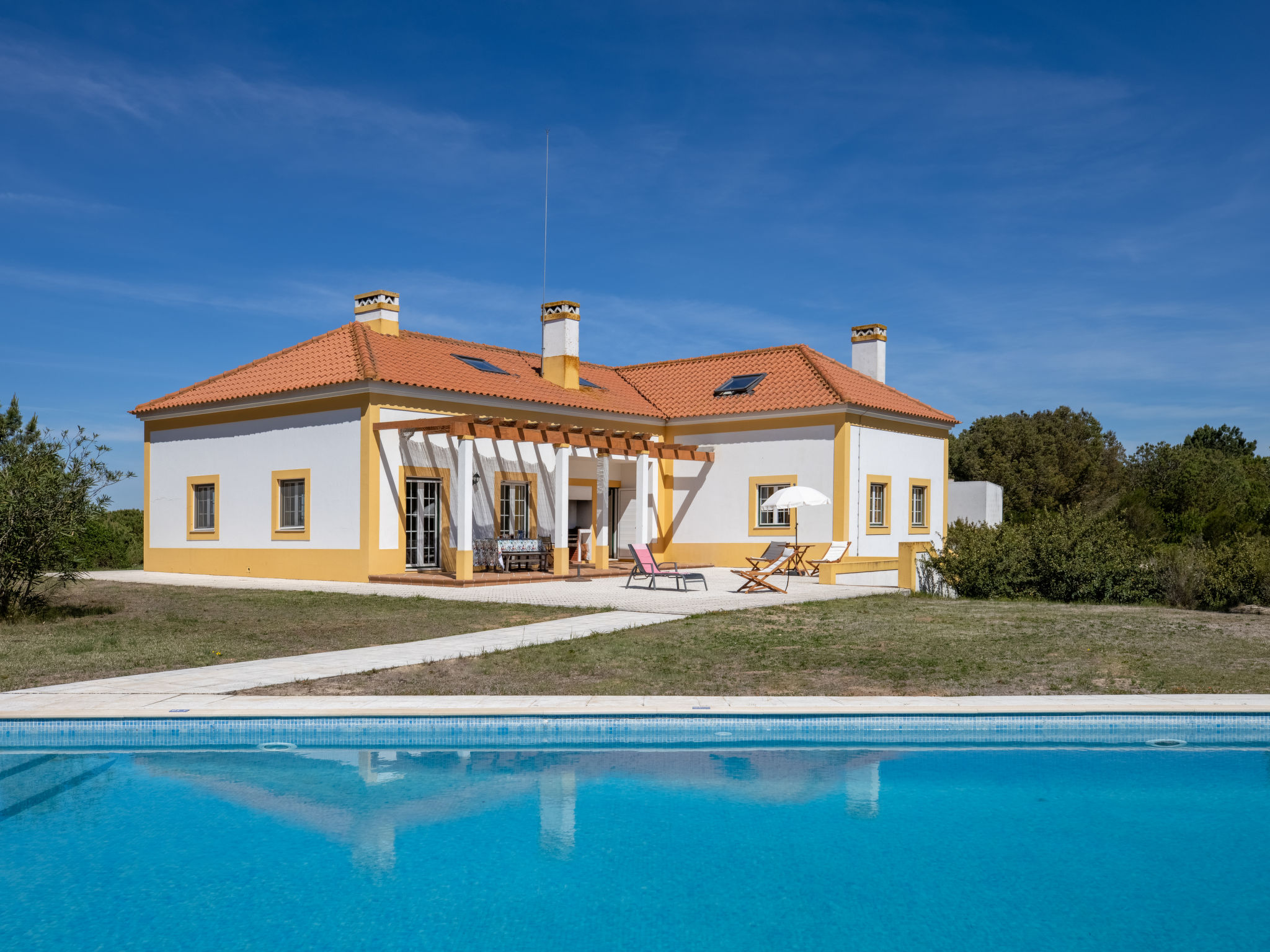 Quinta Sobreiro Alcacer: Spacious Modern 3-Bedroom Villa with Private Pool in the Alentejo Countryside