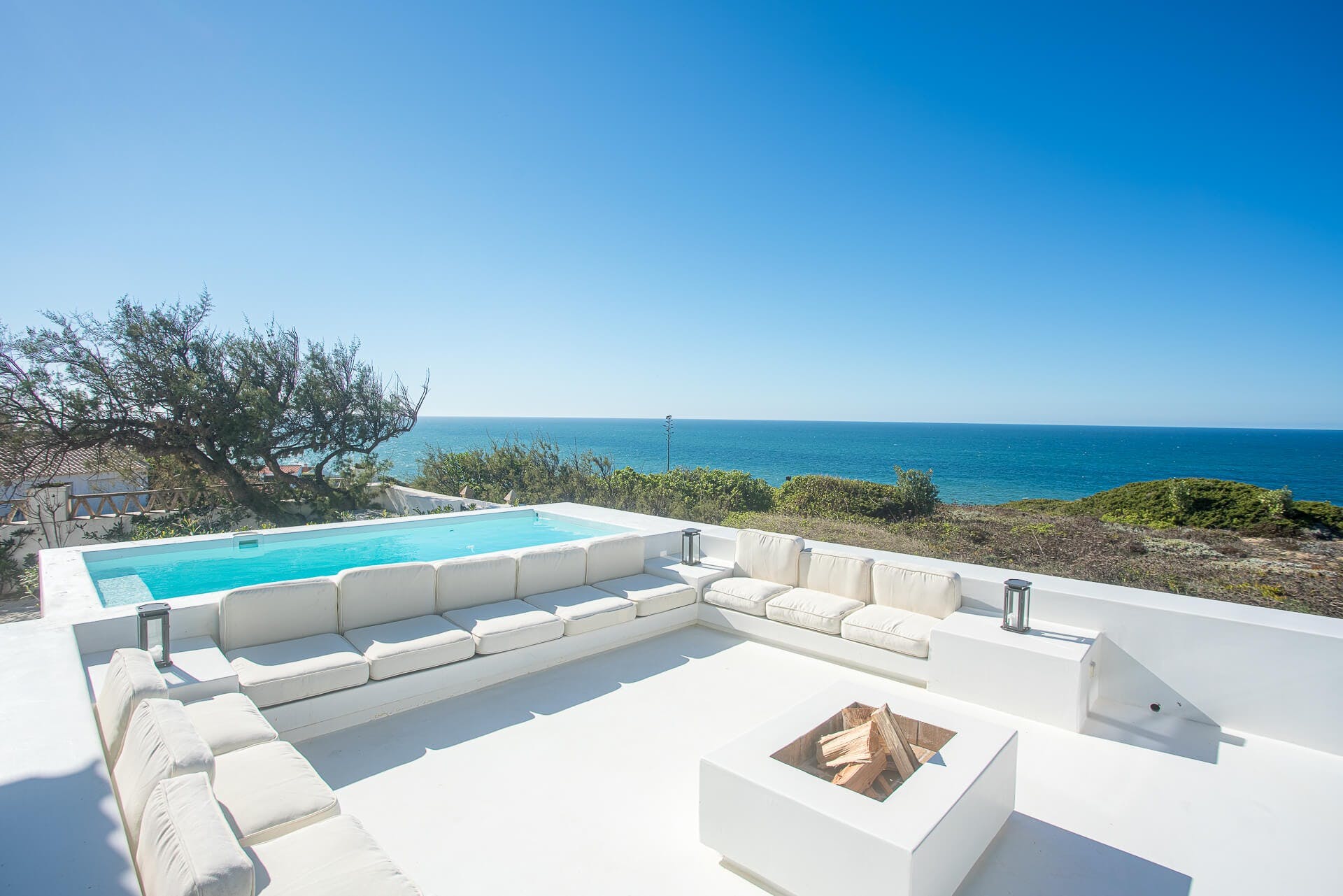 Quinta Tramonto Sintra: 4-Bedroom Luxury Apartment with Seaview and Pool, Sintra