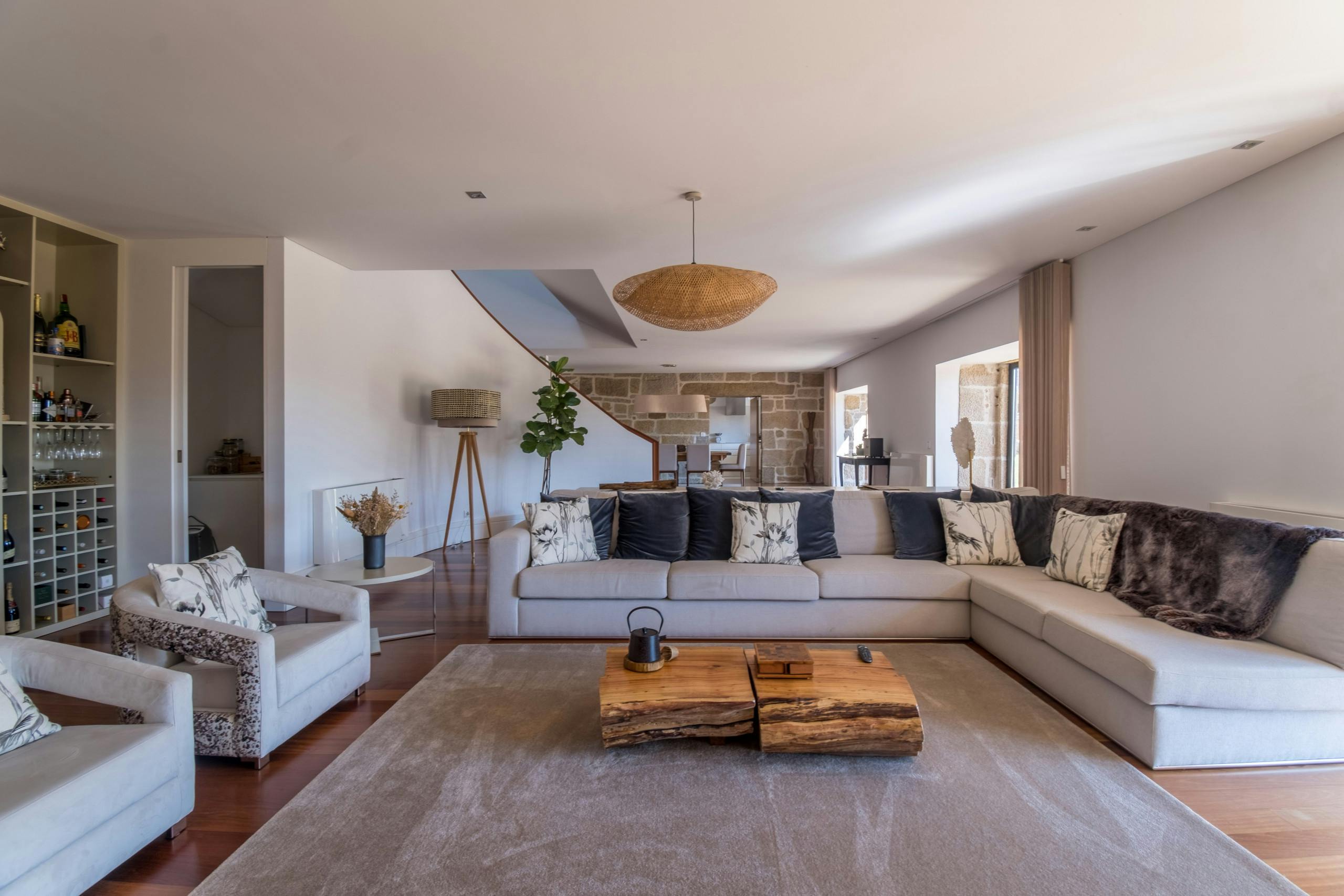 Quinta Vinhateiro Douro: Luxury 7-Bedroom Apartment with Pool and Countryside Views, Douro