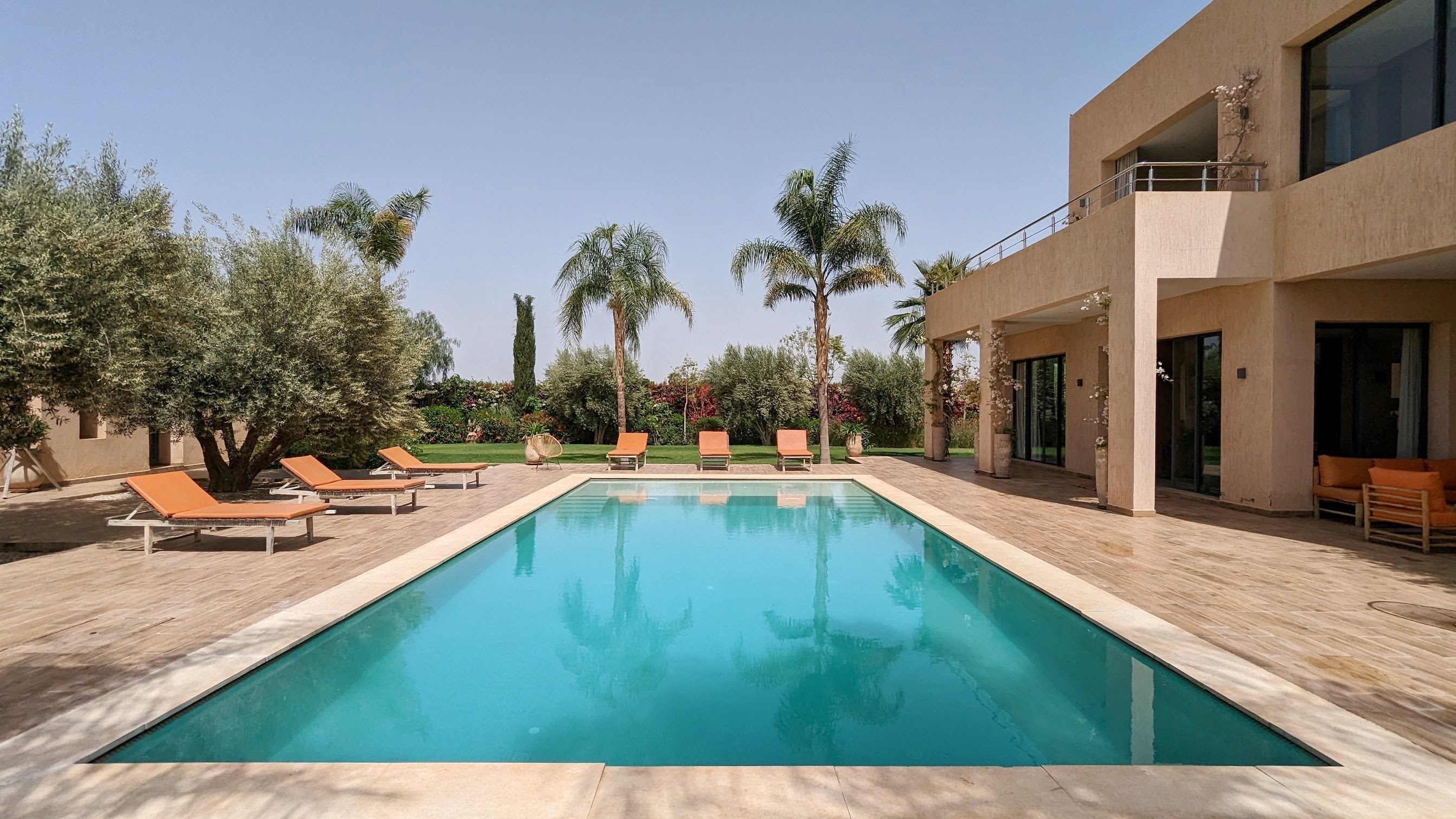 Riad Toubkal Marrakech: Spacious 7-Bedroom Luxury Villa with Pool and Atlas Views, Marrakech