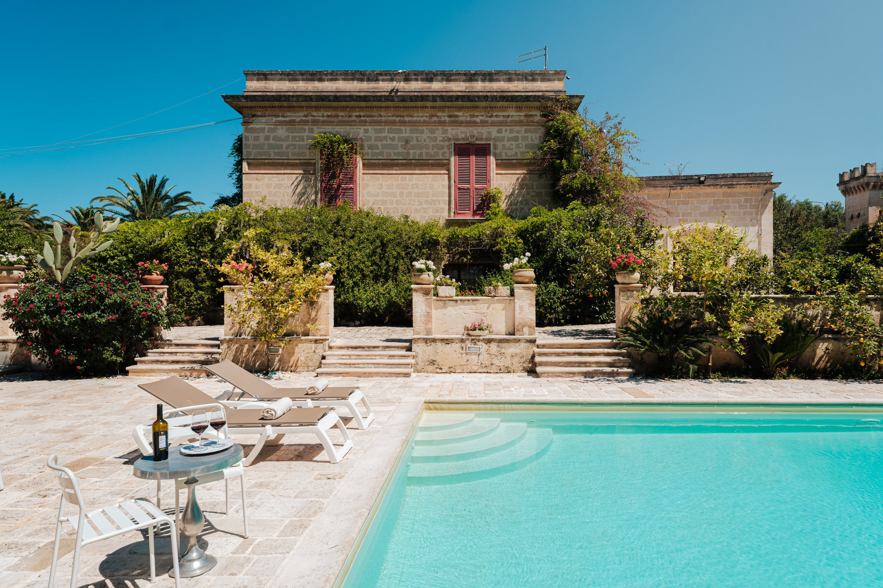 Trullo Gravina Grottaglie: Charming 4-Bedroom Villa with Pool, Grottaglie, Puglia
