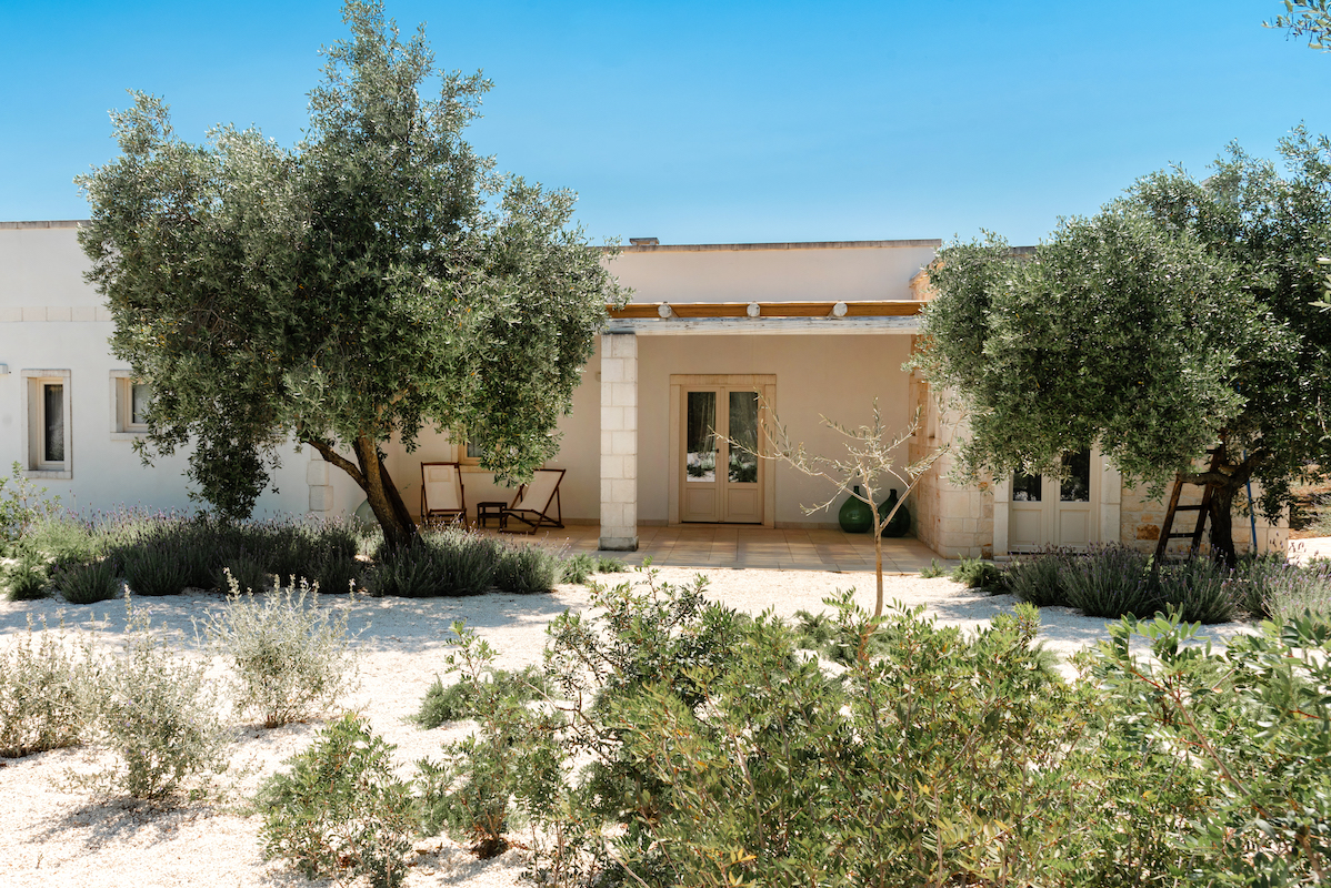 Trullo Oliveto Martina: Luxury 2-Bedroom Villa with Swimming Pool, Martina Franca