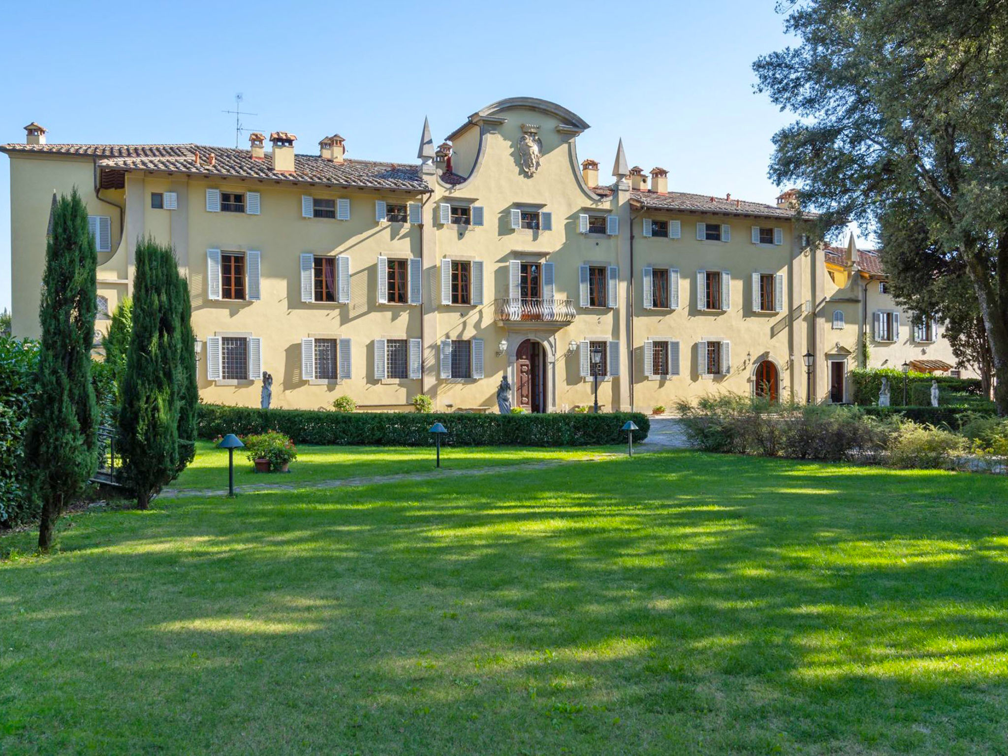 Villa Acquerino Lorenzo: Magnificent Historic 13-Bedroom Estate with Private Pool and Professional Kitchen in Tuscany Italy