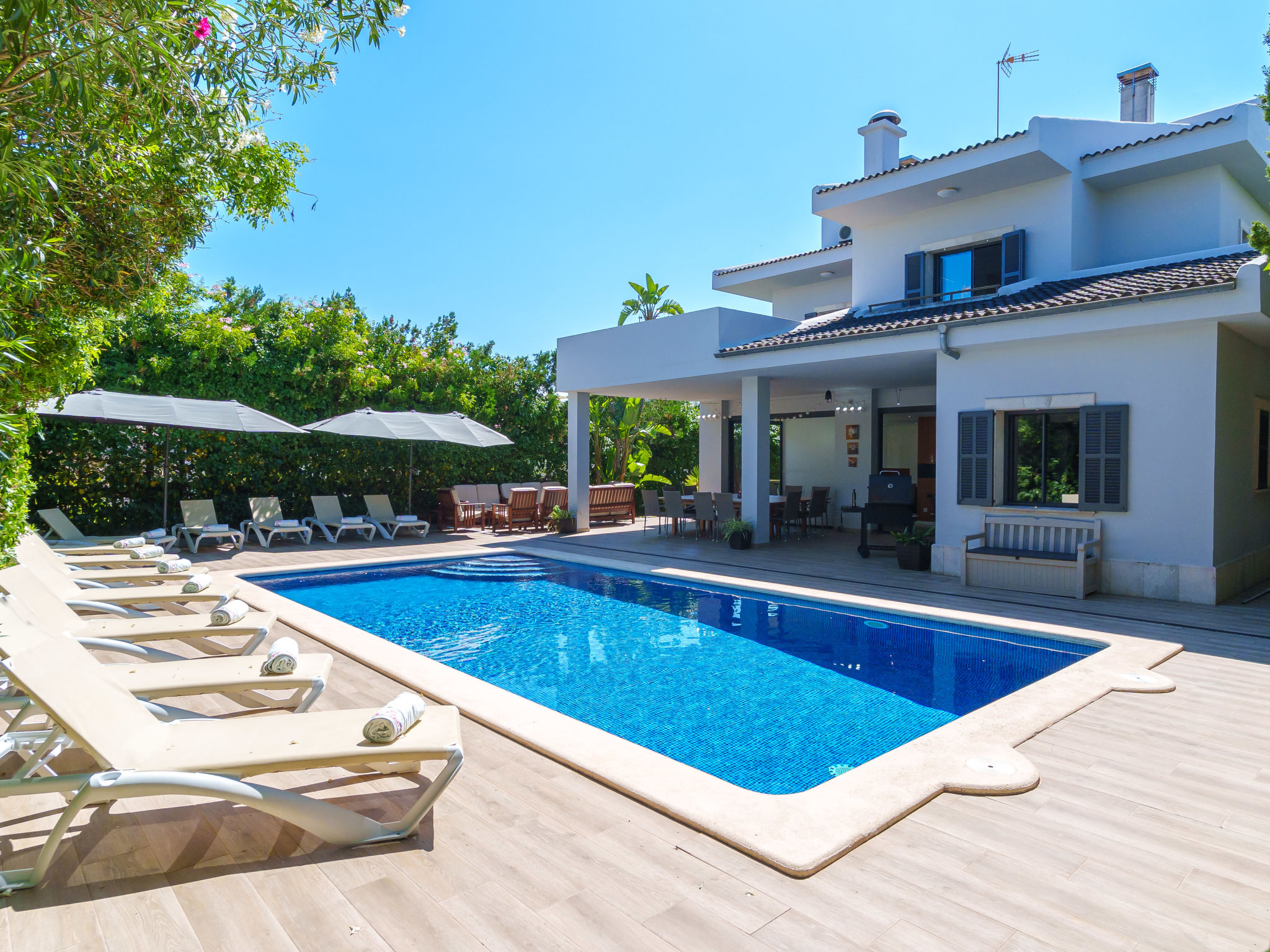 Villa Alborada Picafort: Spectacular 6-Bedroom Family Villa with Private Pool in Can Picafort Mallorca Spain