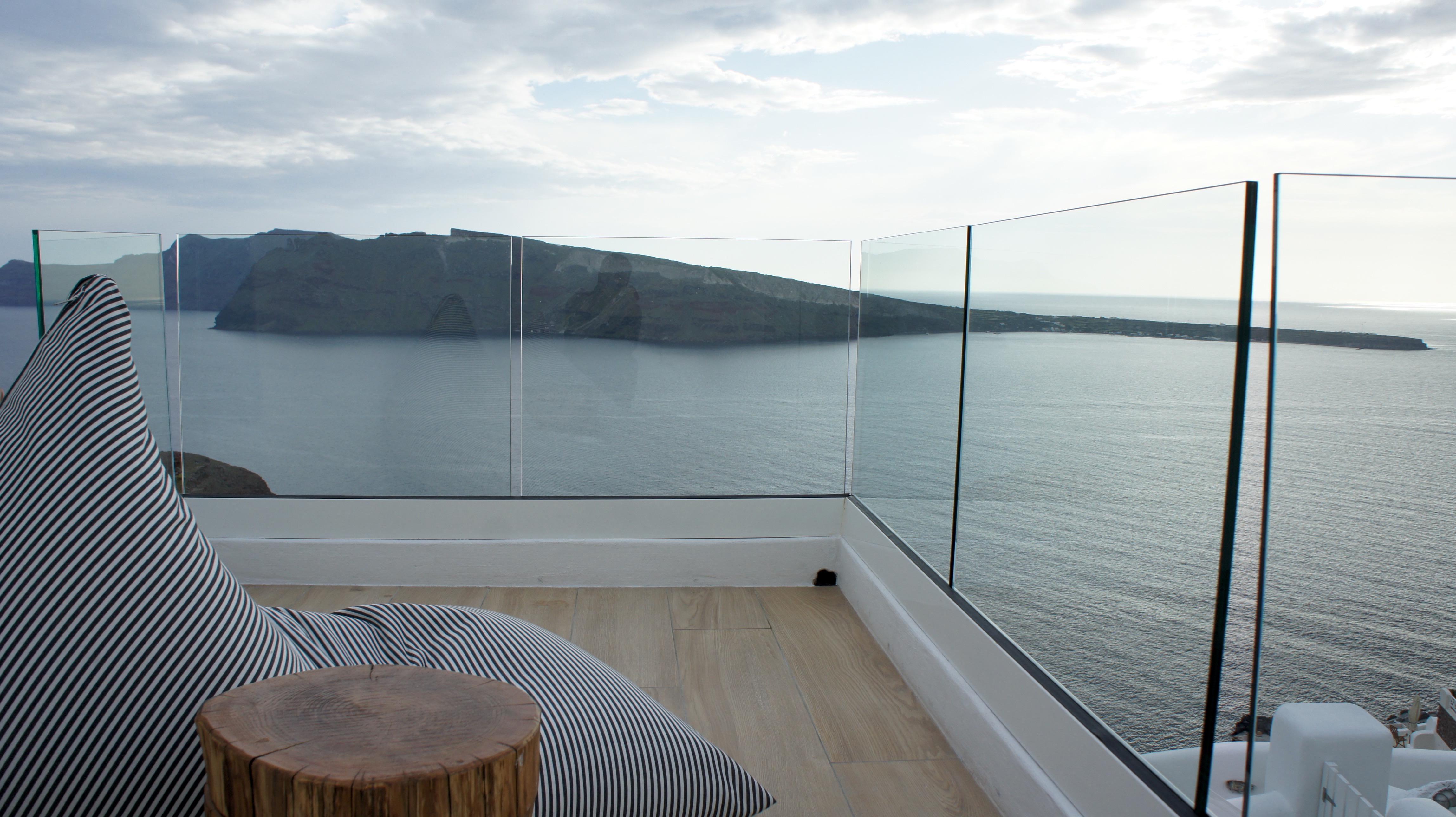 Villa Anemi Santorini: Elegant 1-Bedroom Apartment with Breathtaking Seaviews, Santorini