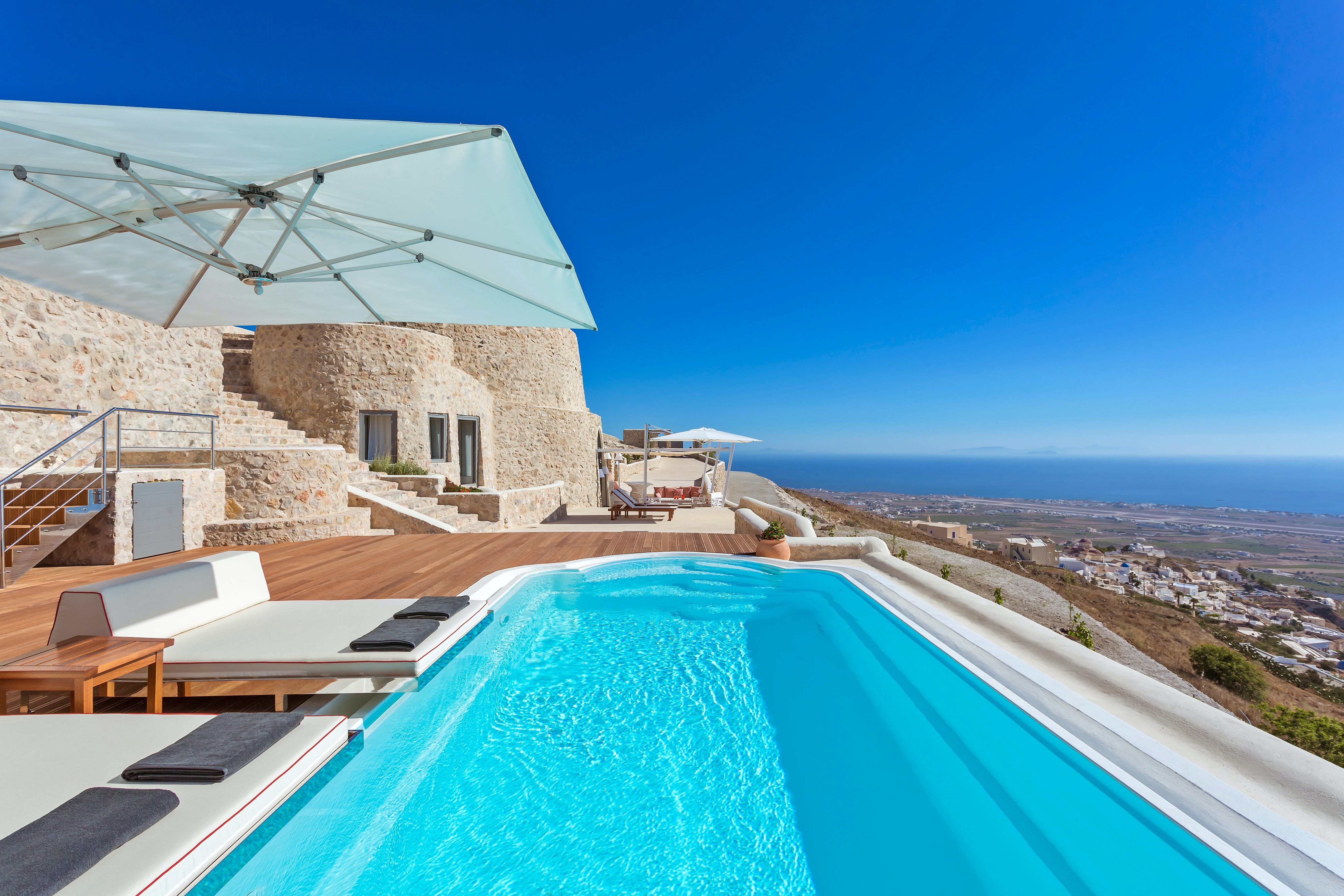Villa Anemona Santorini: Luxury 5-Bedroom Apartment with Seaview and Pool, Santorini