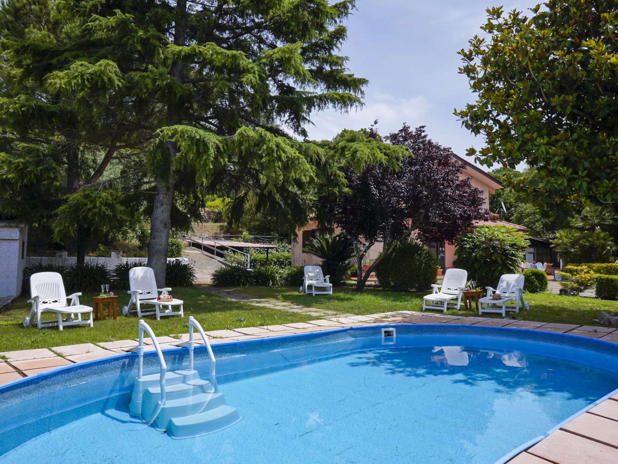 Villa Aurunci Itri: Spectacular 5-Bedroom Family Villa with Private Pool and Mountain Views in Southern Italy