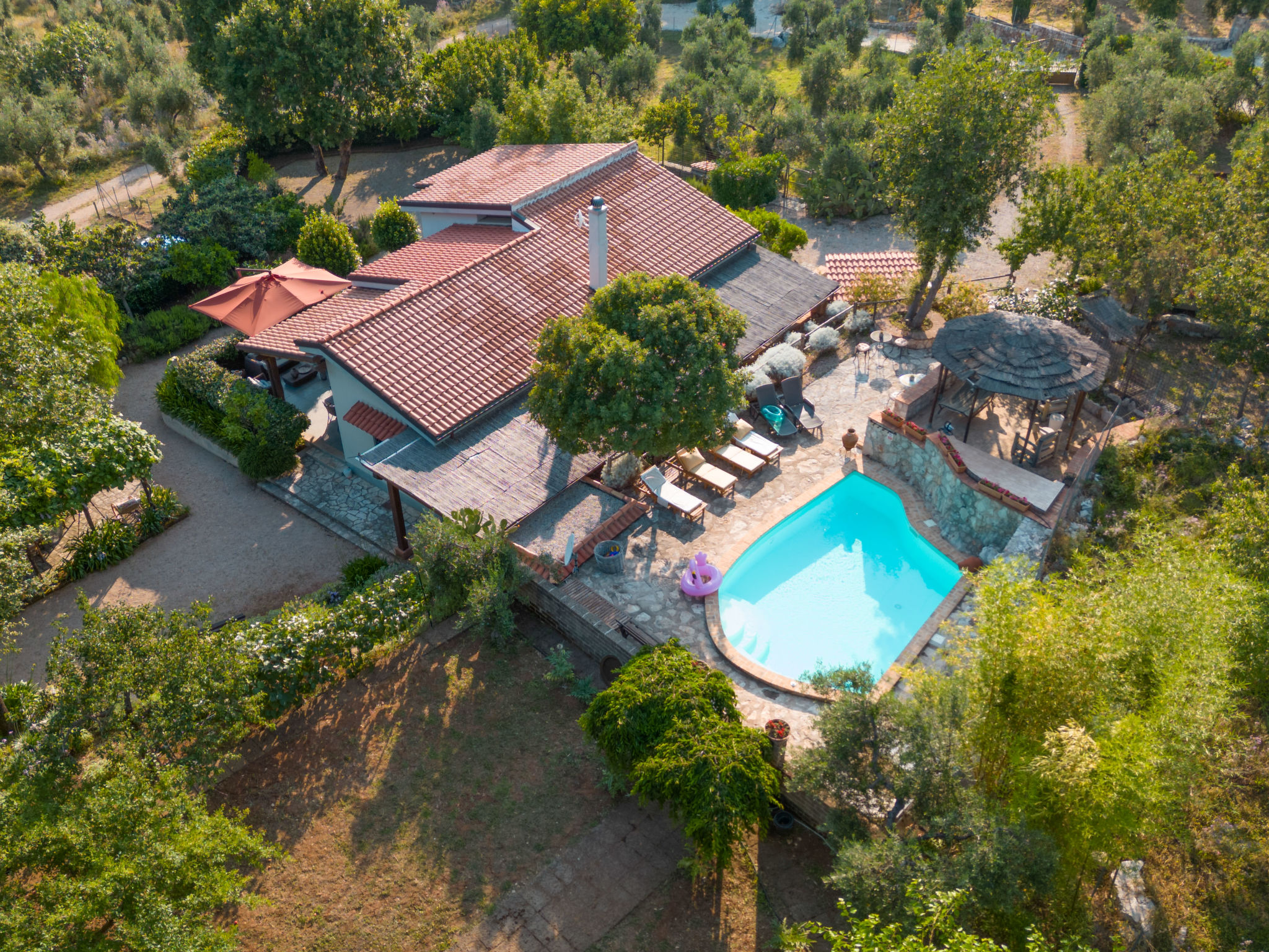 Villa Ausoni Itri: Stunning Four-Bedroom Villa with Private Pool and Extensive Gardens in Southern Lazio Italy