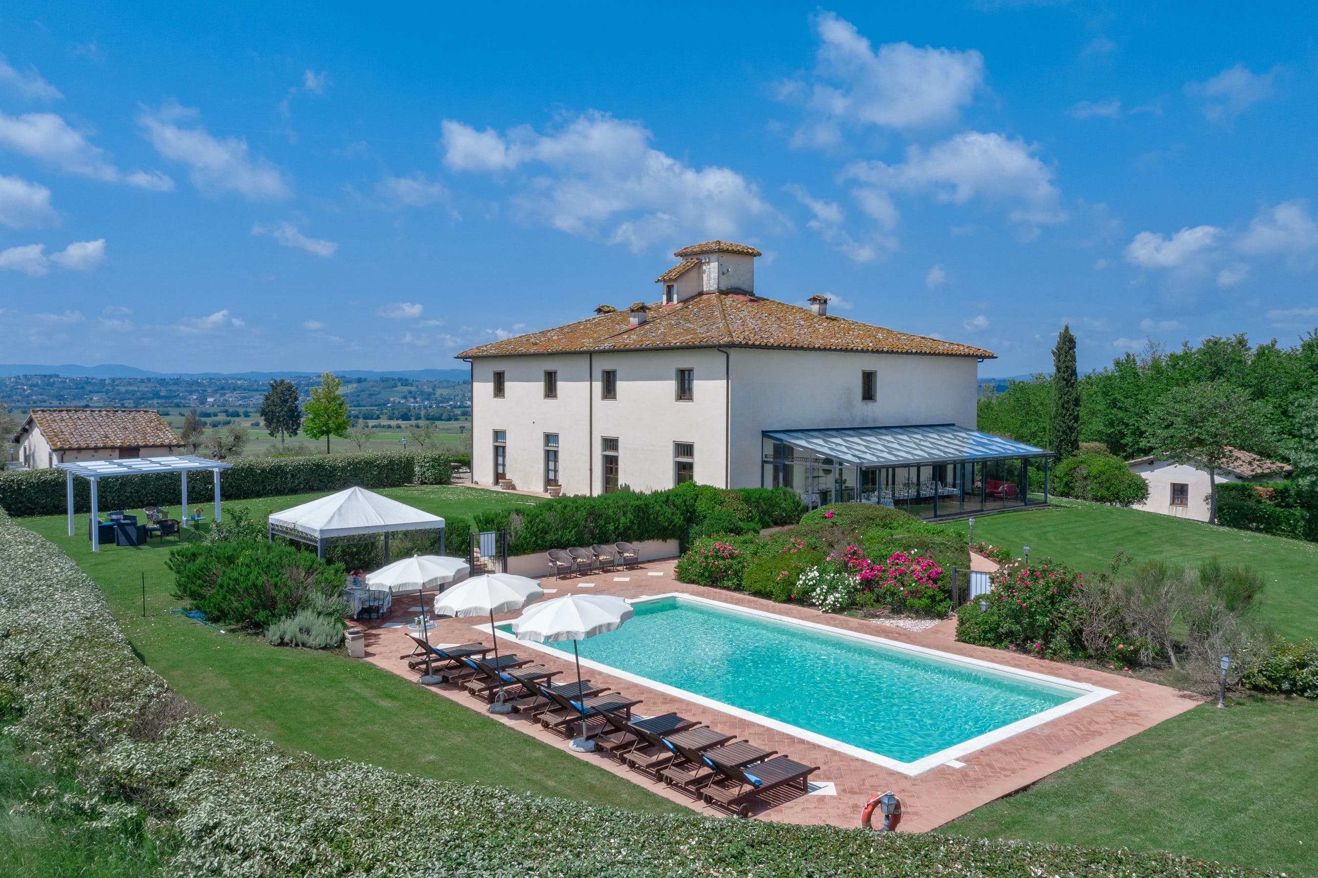 Villa Baldelli Cortona: 9-Bedroom Villa with Sauna and Pool, Tuscany