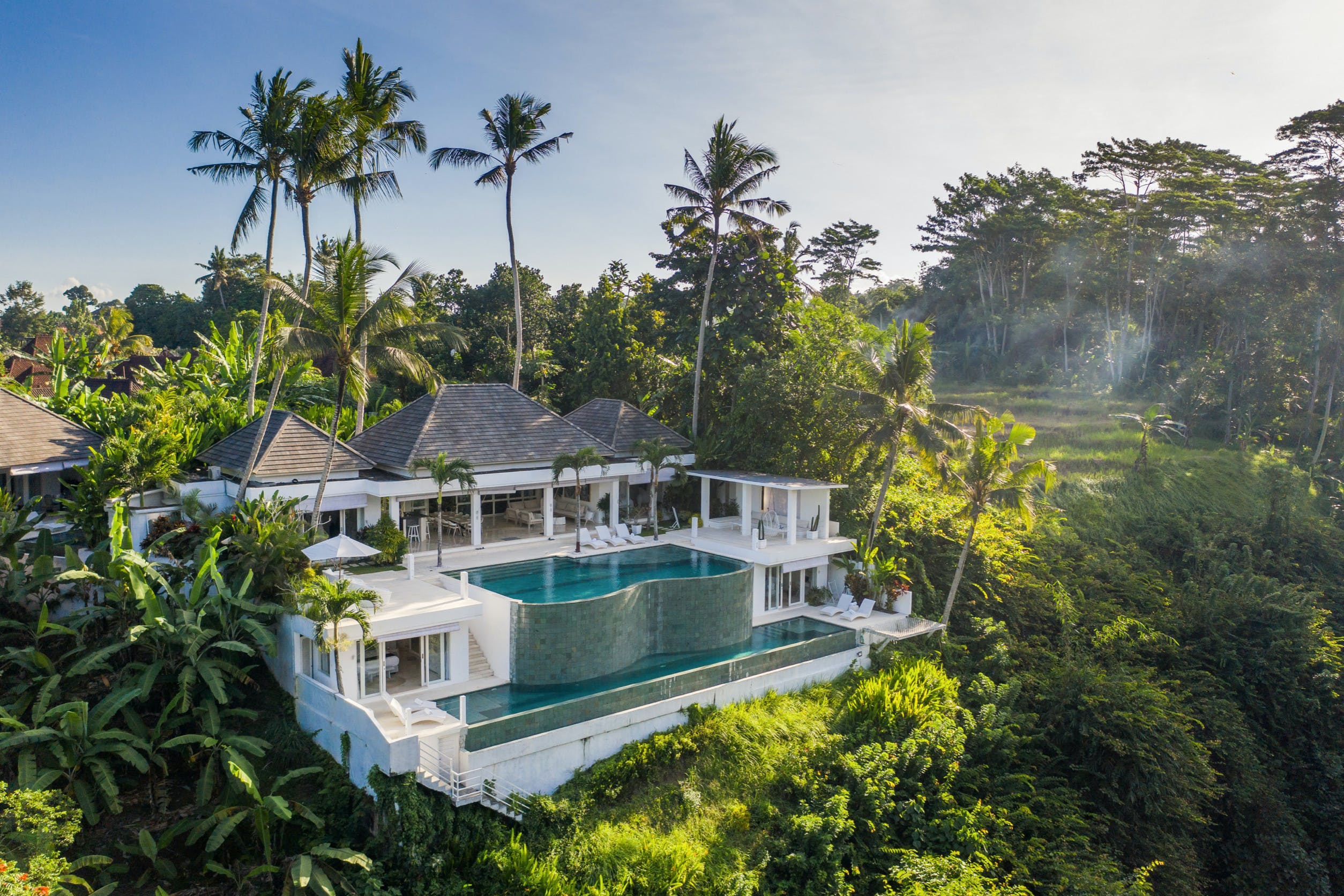 Villa Bambu Ubud: Luxury 4-Bedroom Villa with Two Pools and Family-Friendly Features, Bali
