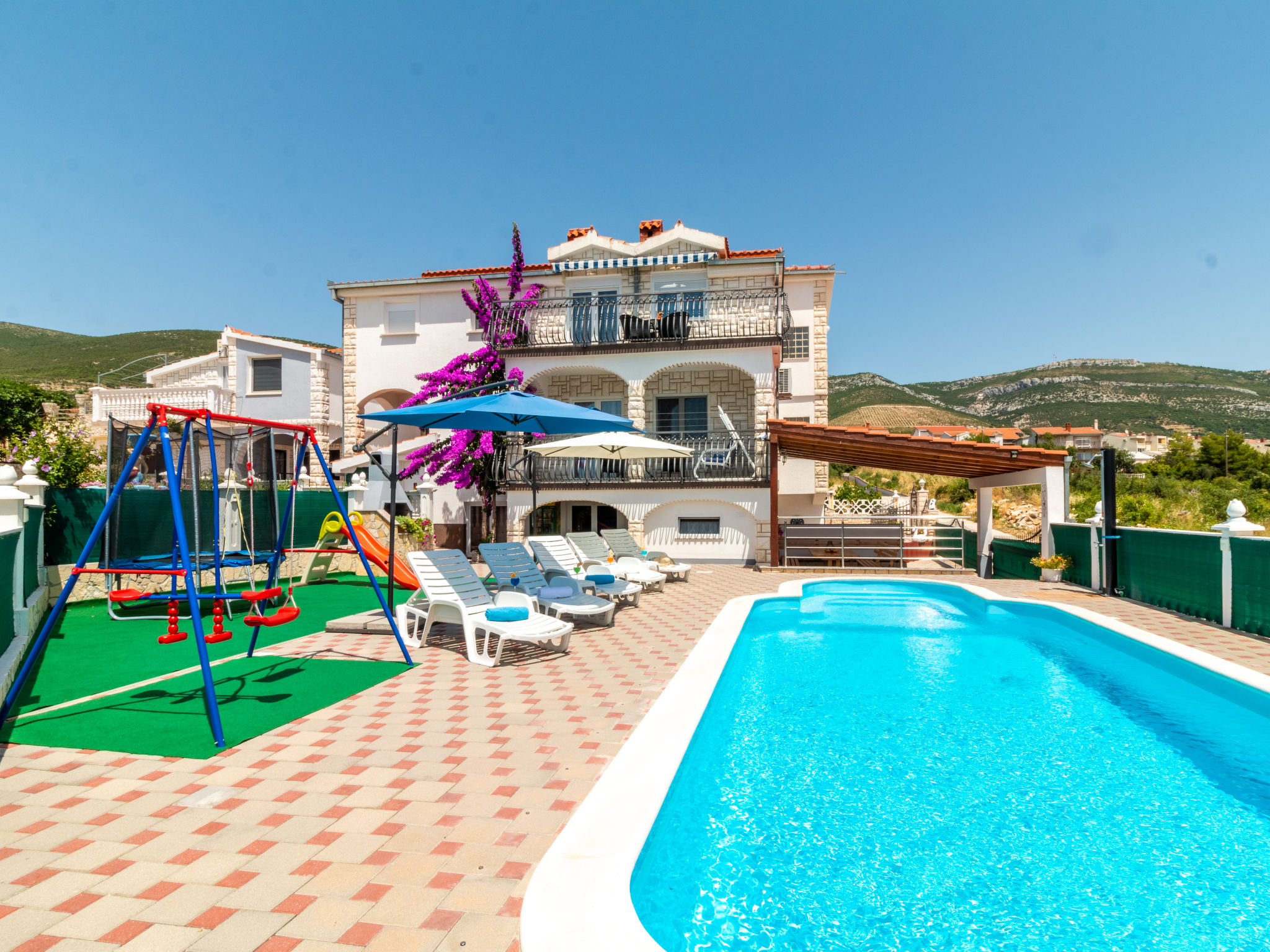 Villa Bura Kastela Kaštela: Spectacular 5-Bedroom Family Villa with Private Pool and Historic Gardens in Split Region