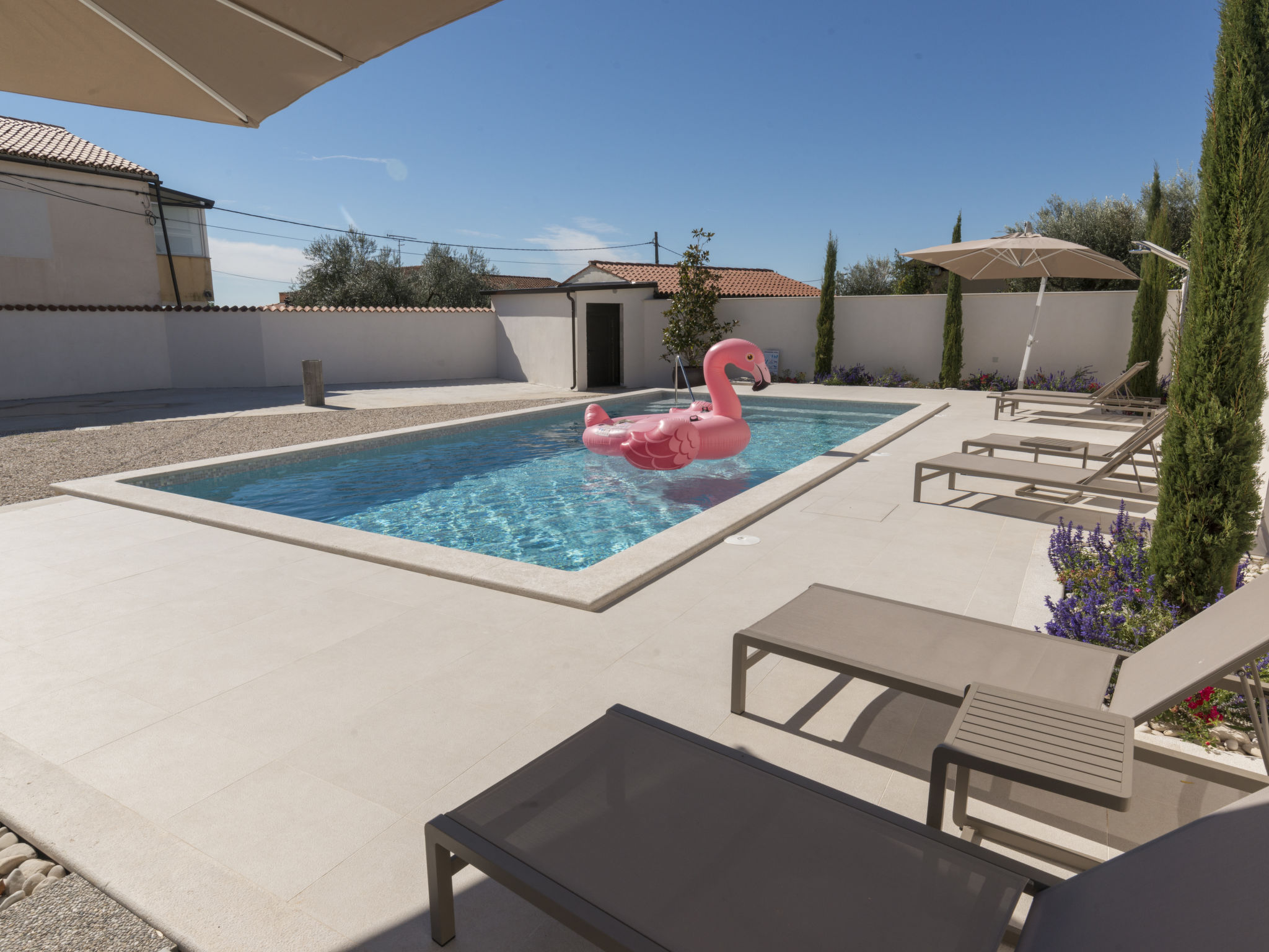 Villa Bura Umag: Magnificent 5-Bedroom Family Villa with Private Pool and Hot Tub in Istrian Countryside